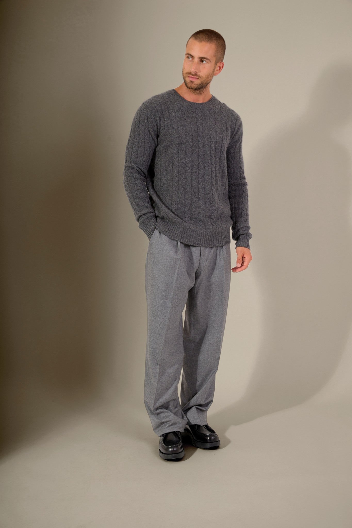 lunario pull col rond 4 fils anthracite chiné 100% cachemire