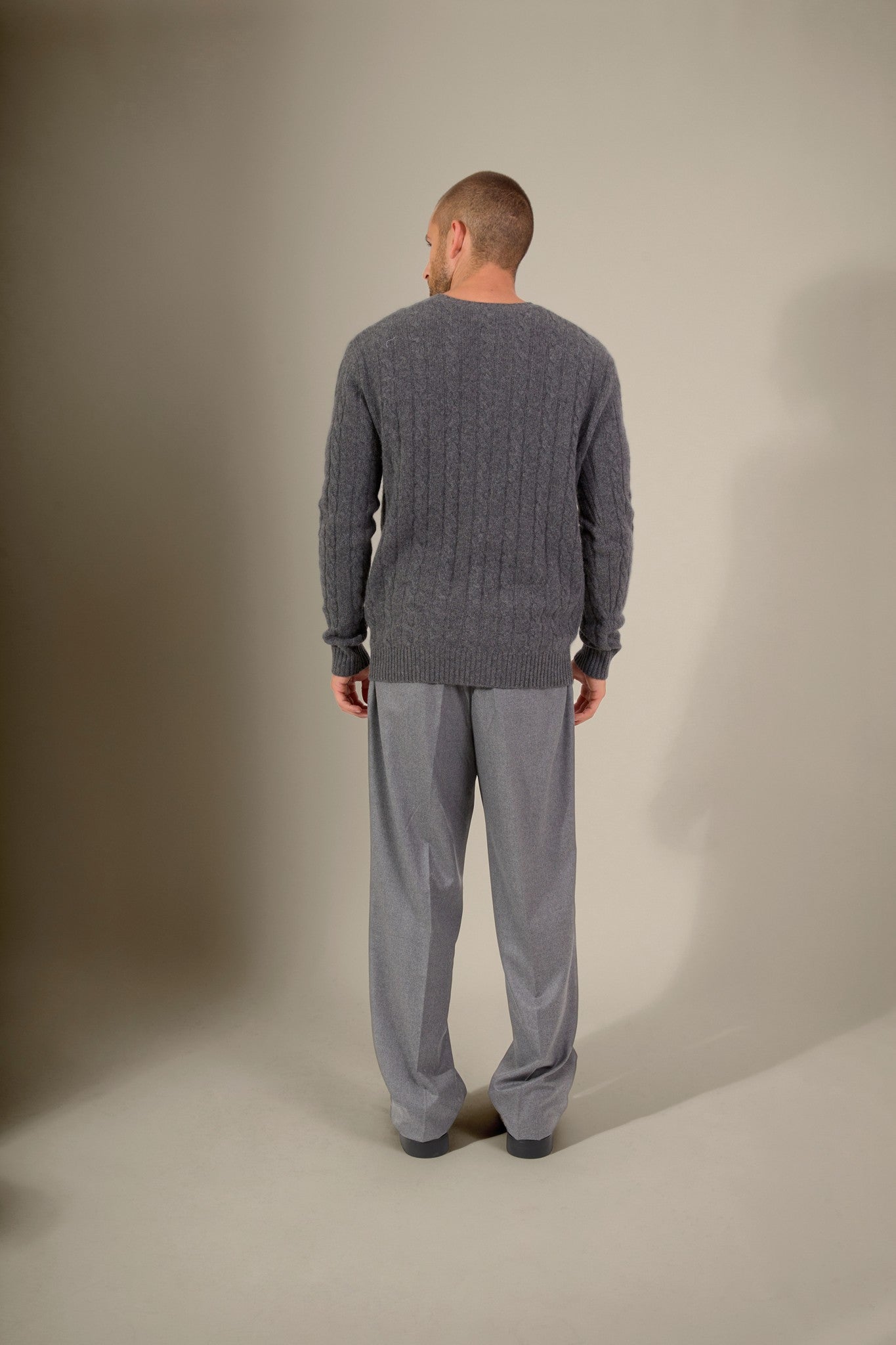 lunario pull col rond 4 fils anthracite chiné 100% cachemire