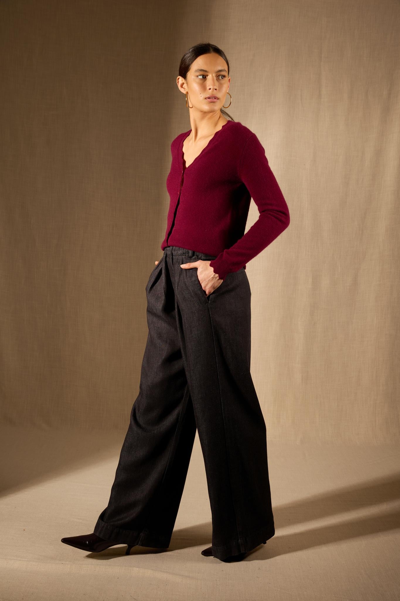 Leora cardigan col v bordeaux 100% cachemire