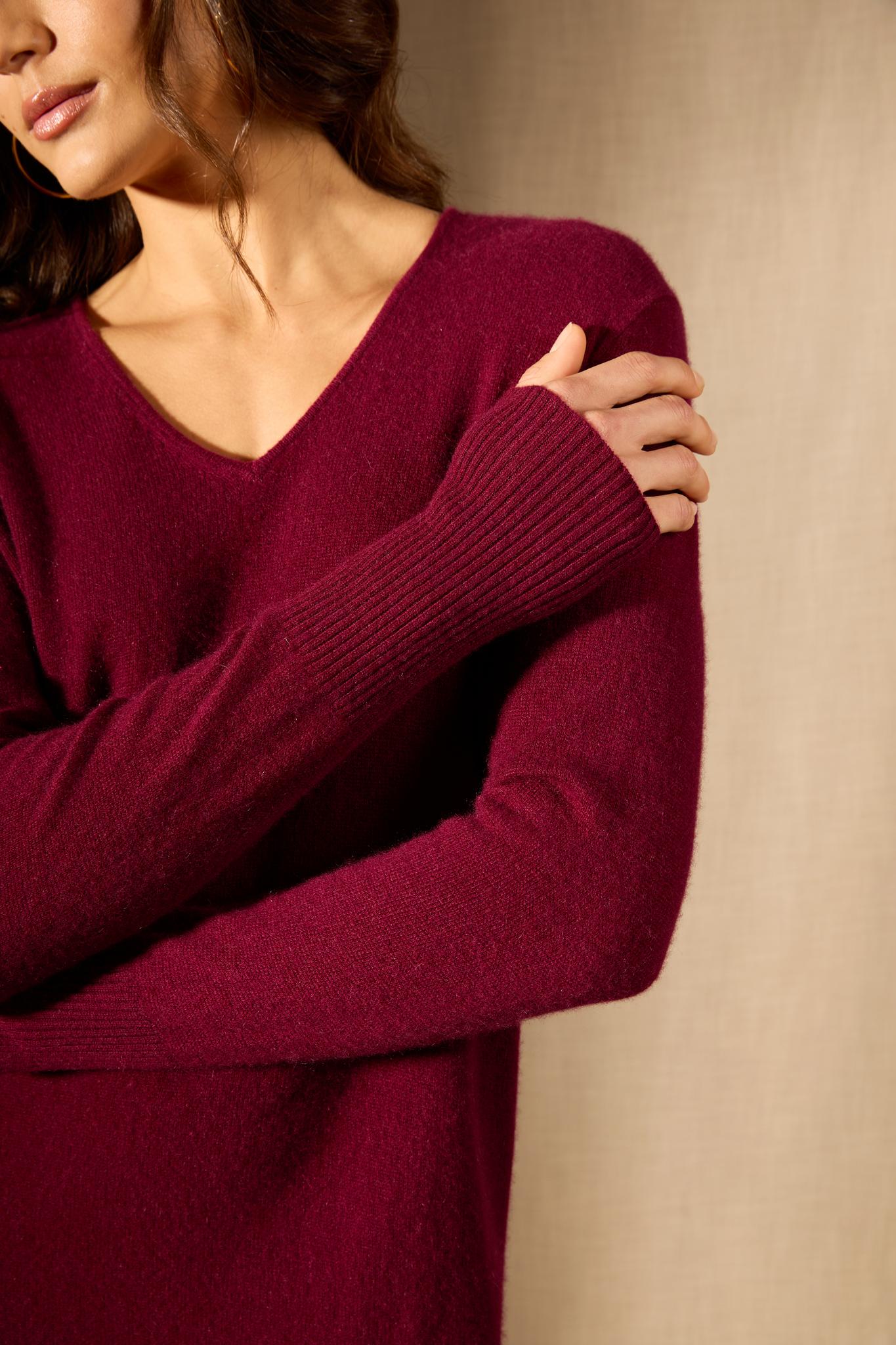 Levana robe col v bordeaux 100% cachemire