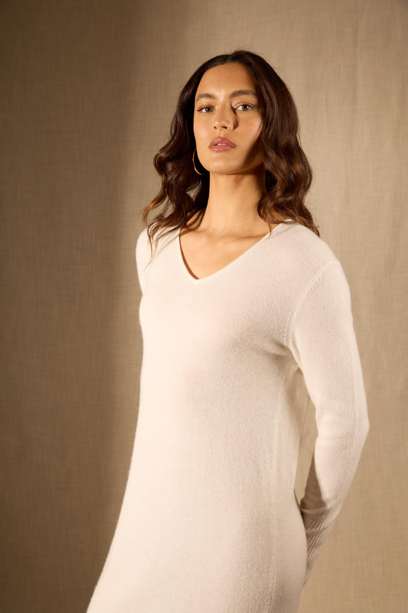 Levana robe col v ivoire 100% cachemire