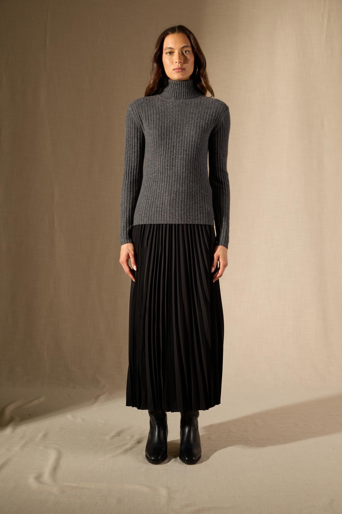 Liora pull col roulé anthracite chiné 100% cachemire