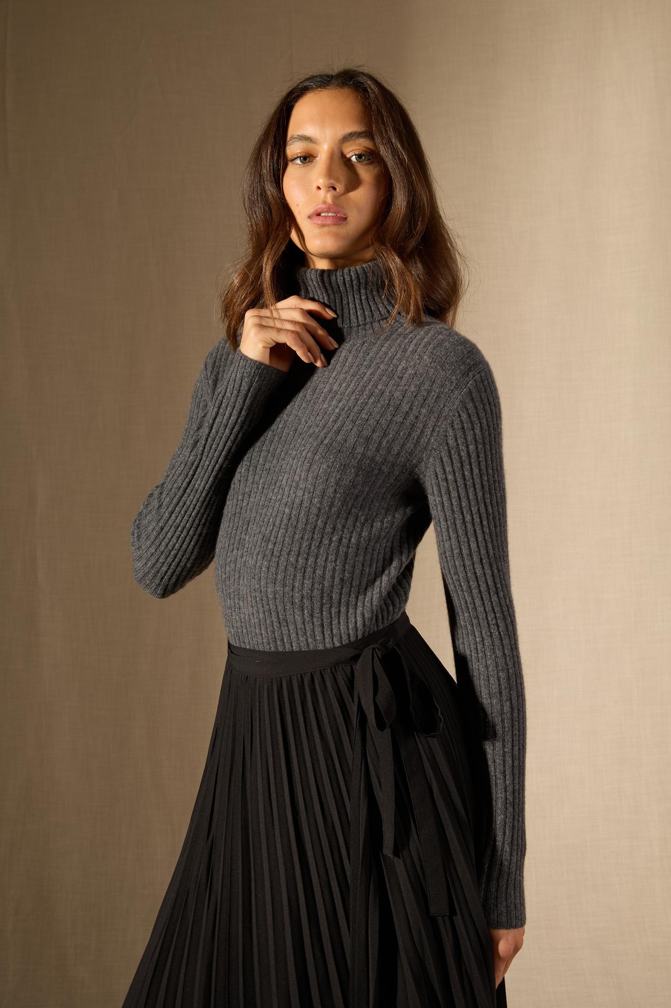 Liora pull col roulé anthracite chiné 100% cachemire