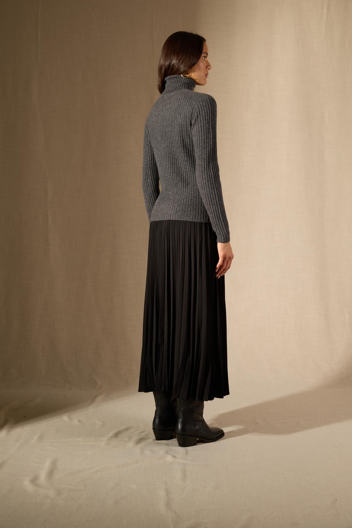 Liora pull col roulé anthracite chiné 100% cachemire
