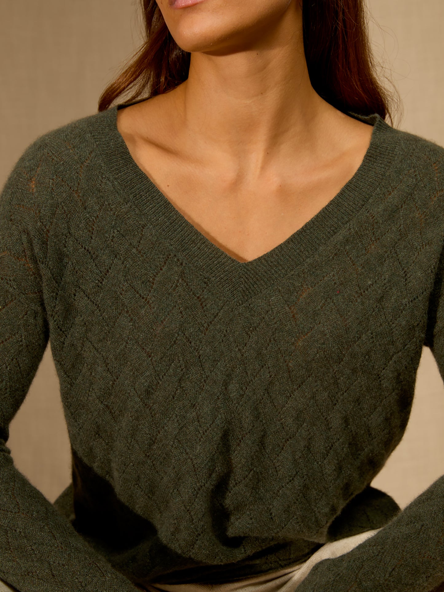 MADISON pull col v kaki chiné 100% cachemire