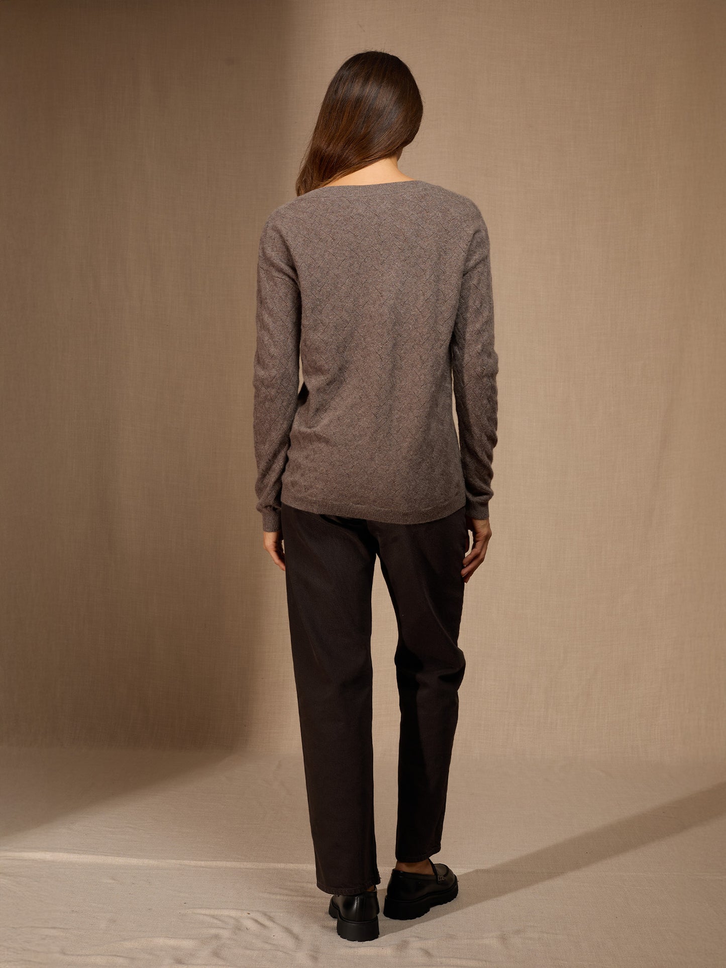 MADISON pull col v taupe chiné 100% cachemire