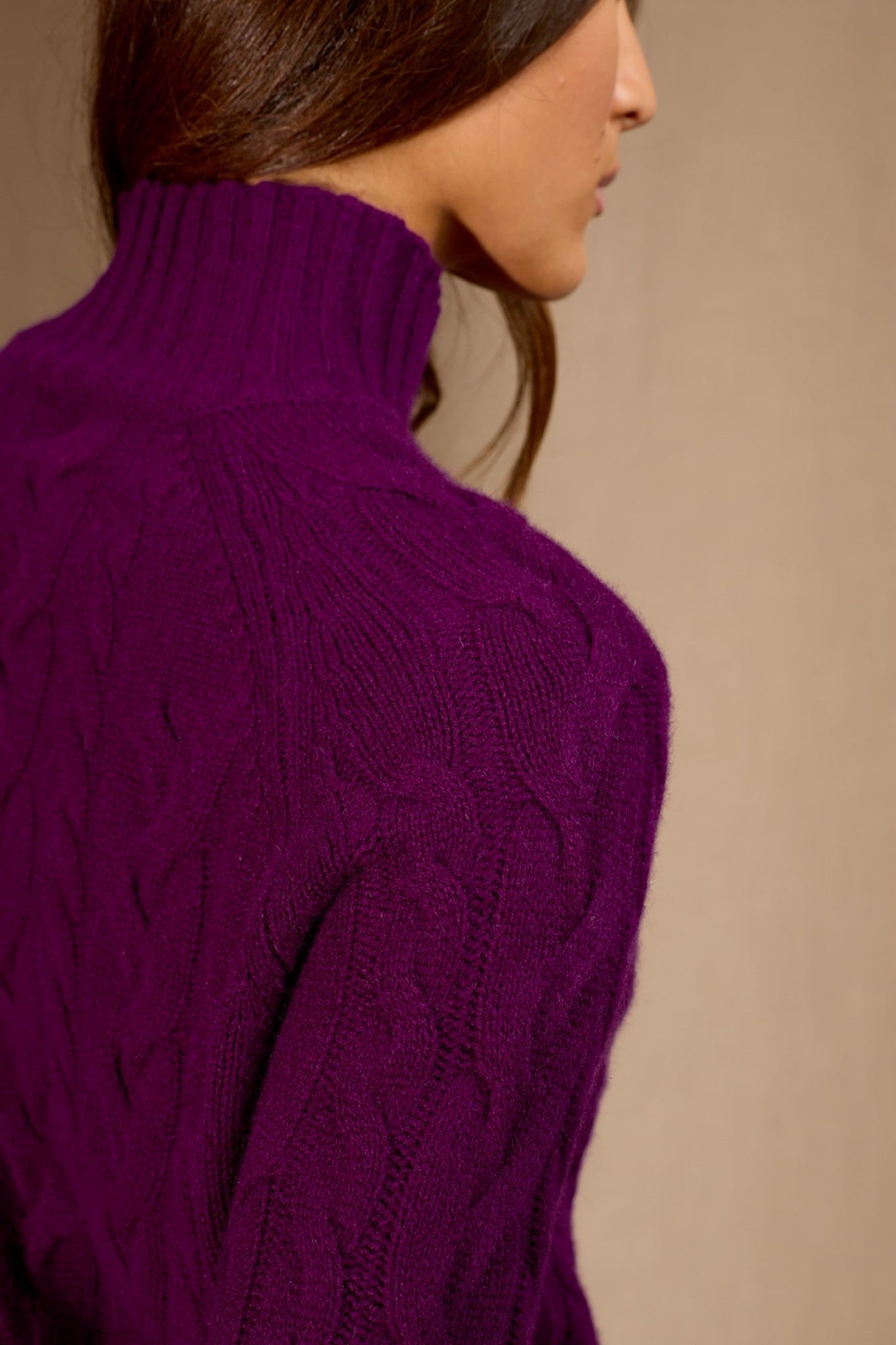 mairead pull col montant 6 fils prune 100% cachemire