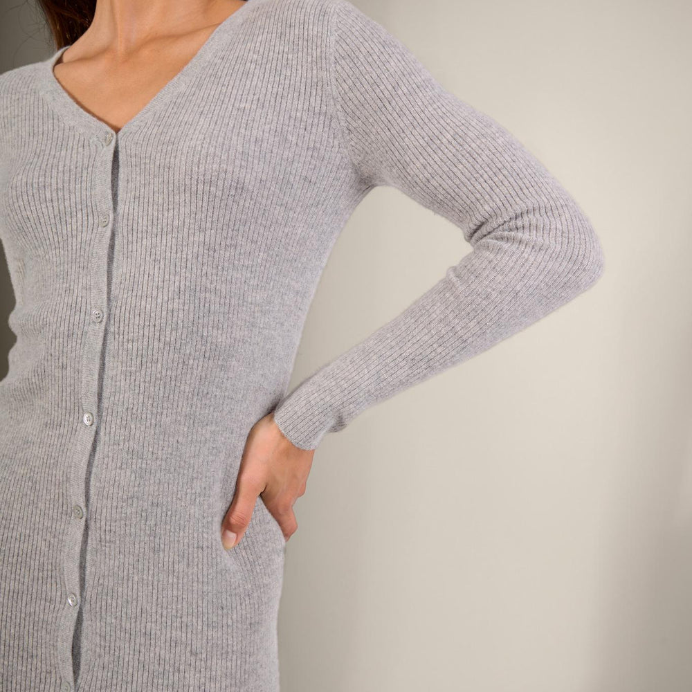 MARIA robe boutonnée col v nuage chiné 100% cachemire