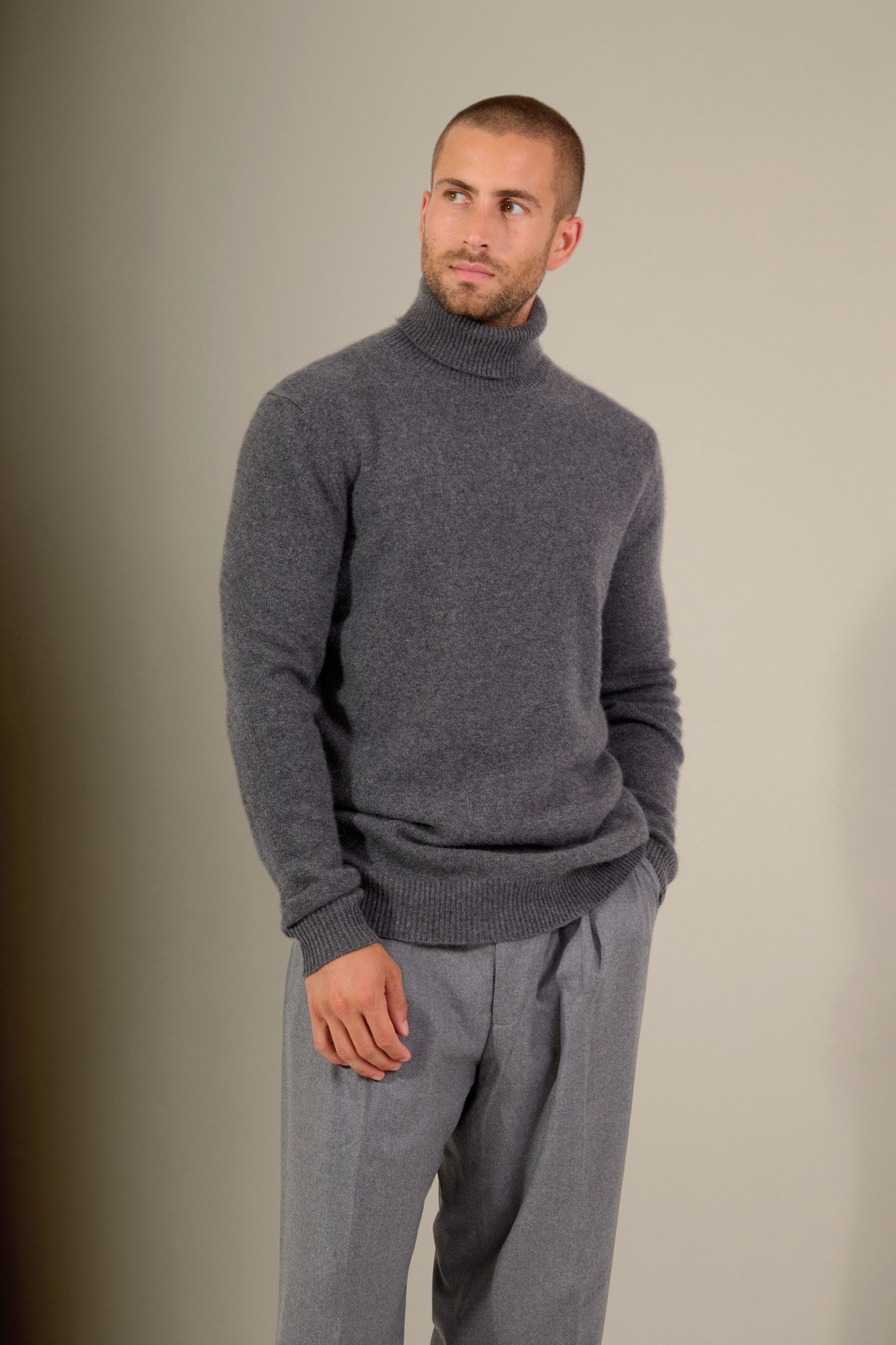 marius pull col roulé 4 fils anthracite chiné 100% cachemire