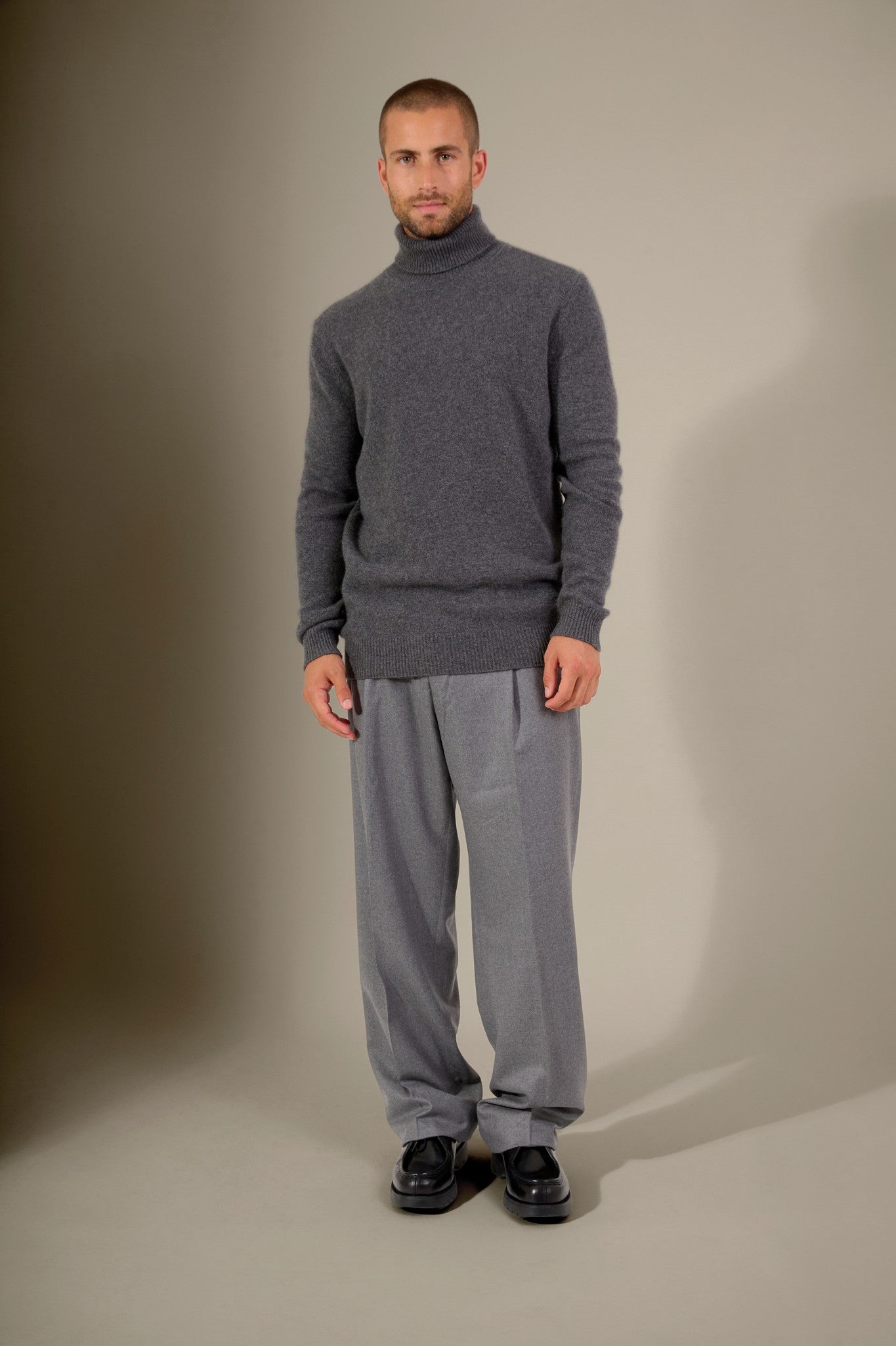 marius pull col roulé 4 fils anthracite chiné 100% cachemire