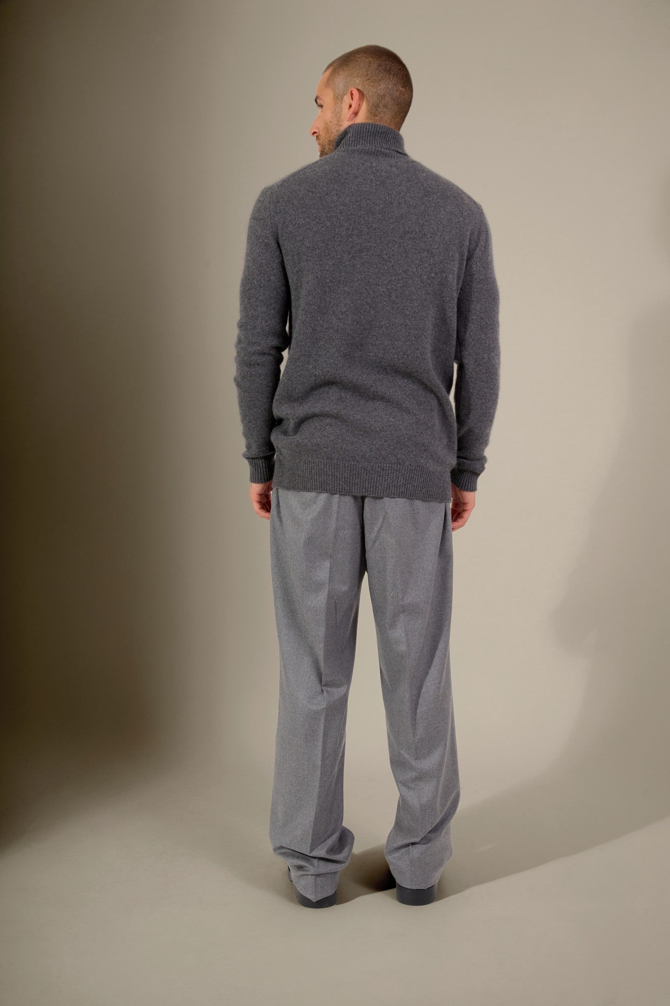 marius pull col roulé 4 fils anthracite chiné 100% cachemire