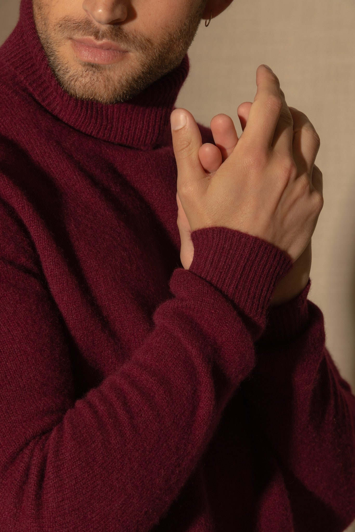 marius pull col roulé 4 fils bordeaux 100% cachemire
