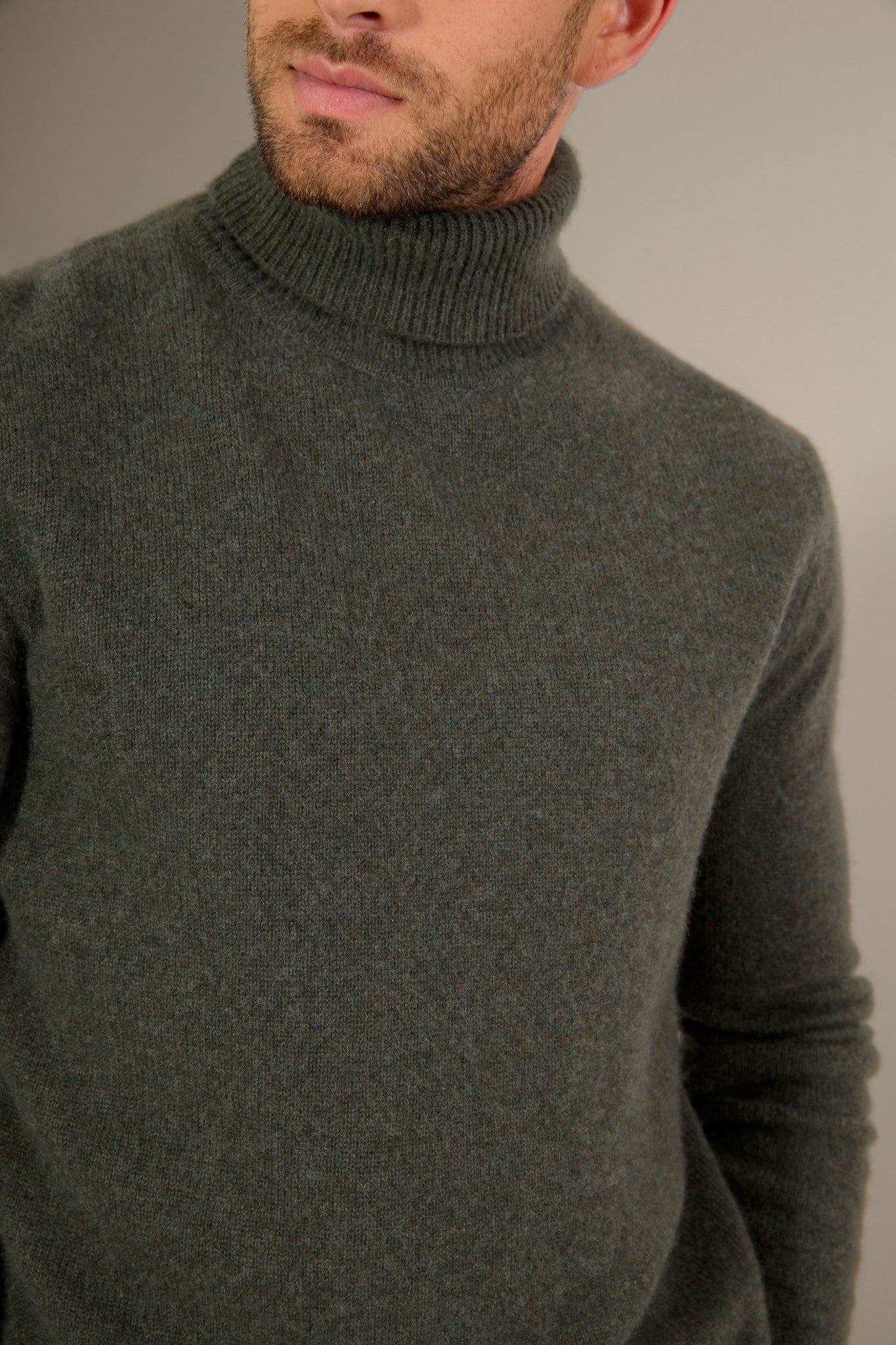marius pull col roulé 4 fils kaki chiné 100% cachemire