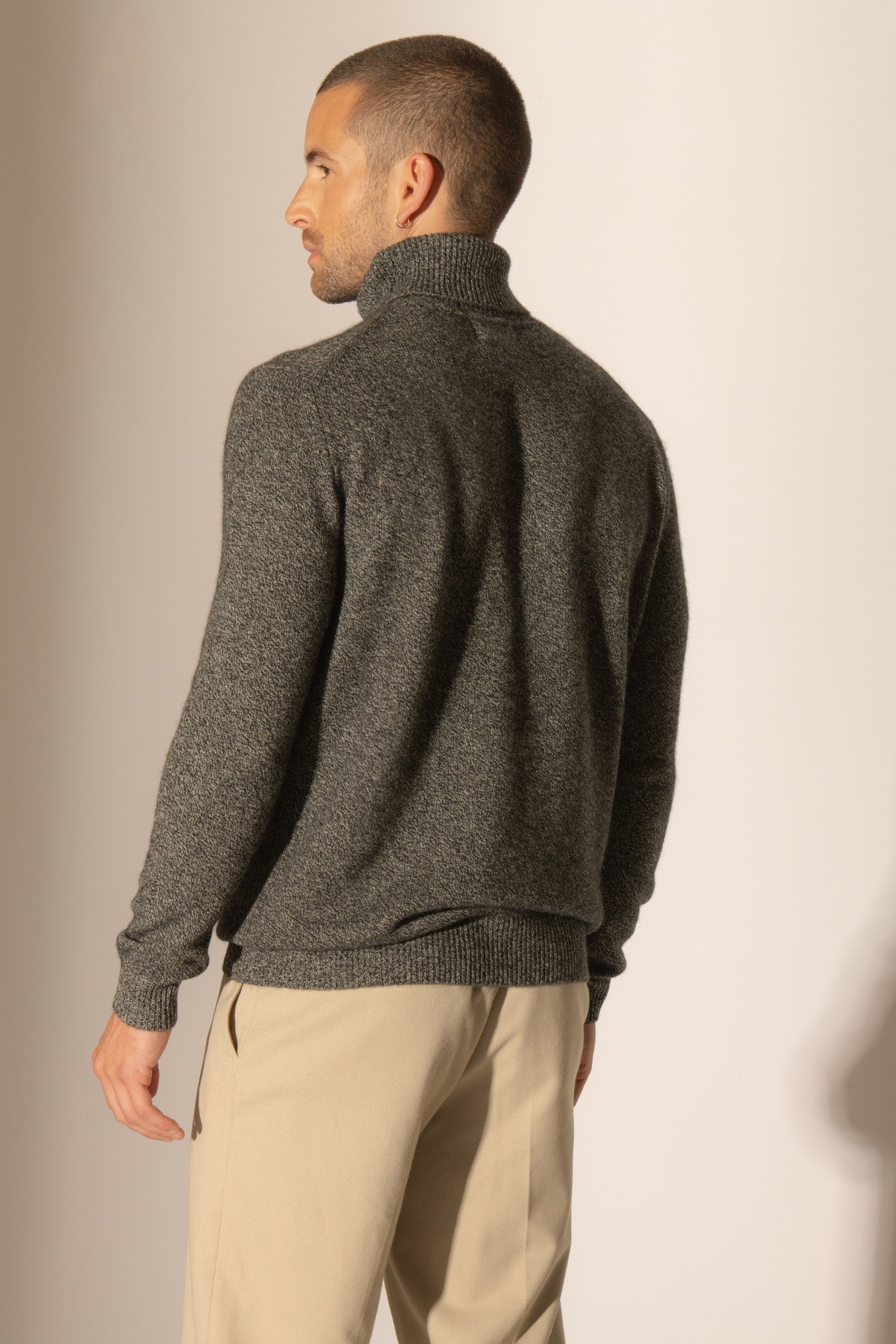 marius pull col roulé 4 fils noir/blanc 100% cachemire