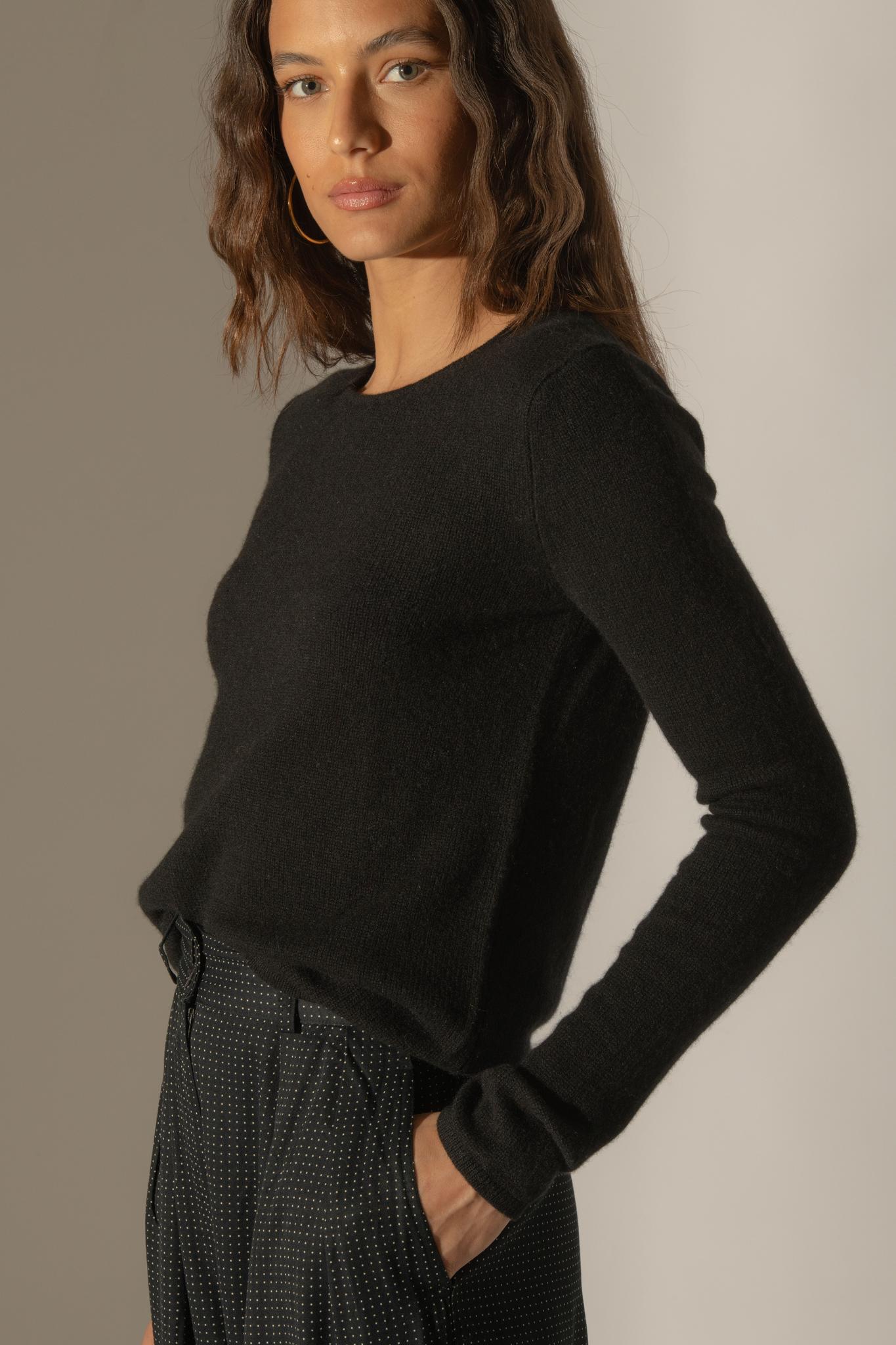 MARYA pull col rond 4 fils noir 100% cachemire