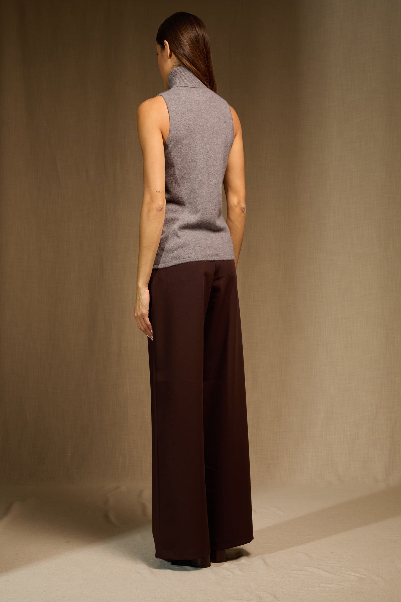 mary pull col roulé sans manches caribou chiné 100% cachemire