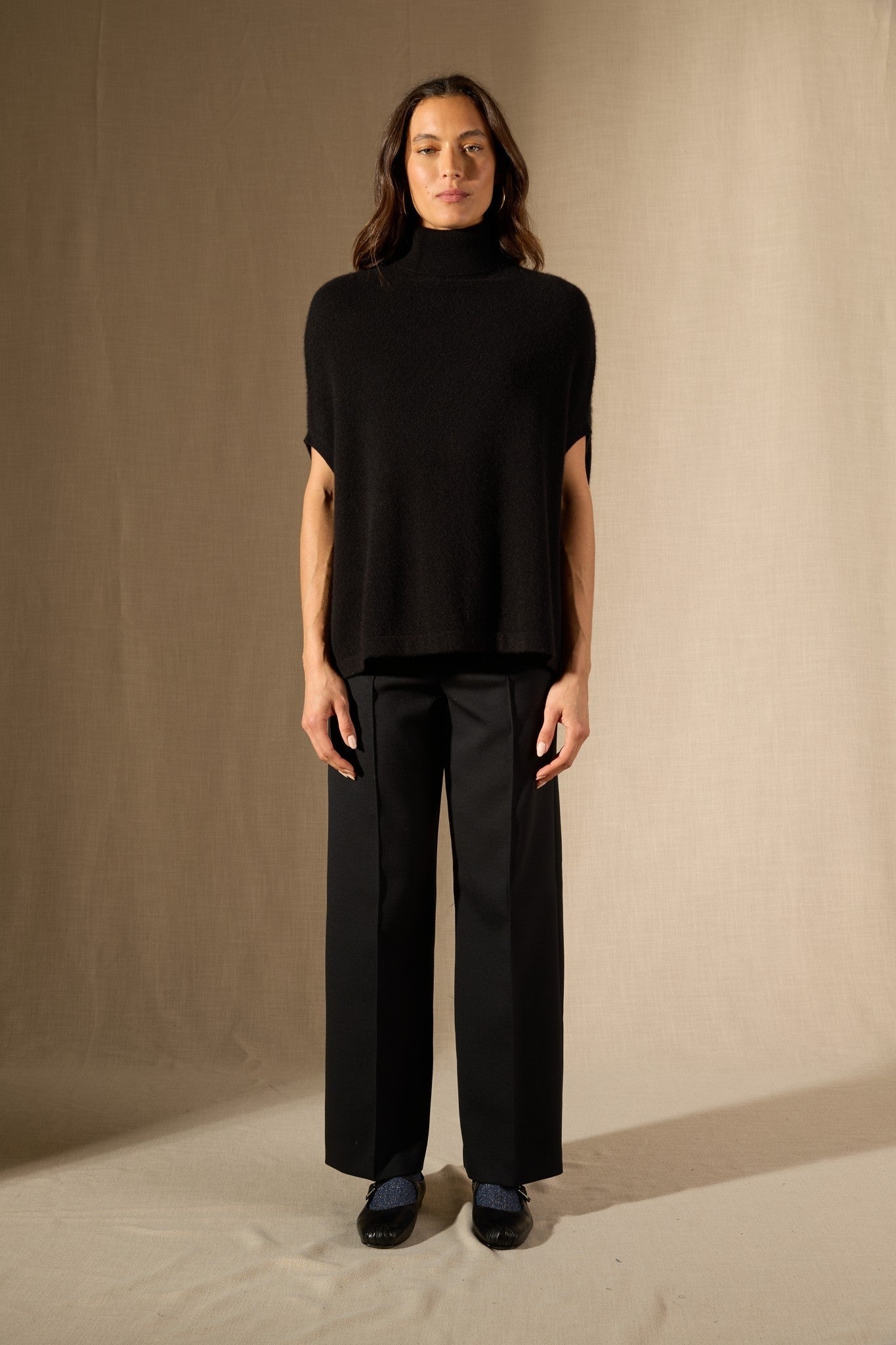 melina cape col roulé noir 100% cachemire