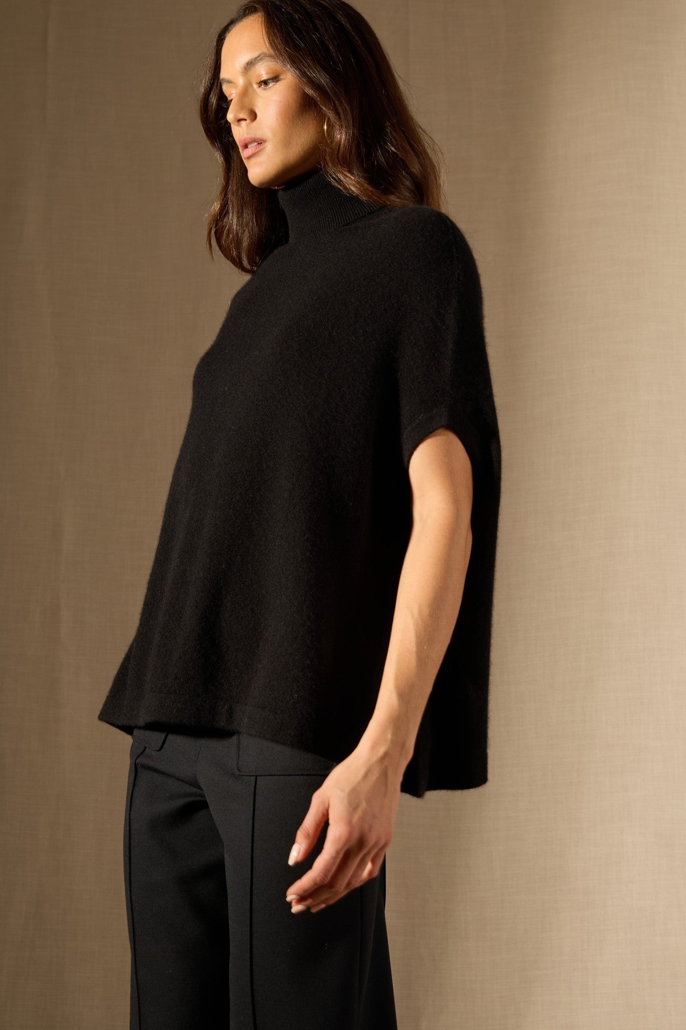 melina cape col roulé noir 100% cachemire