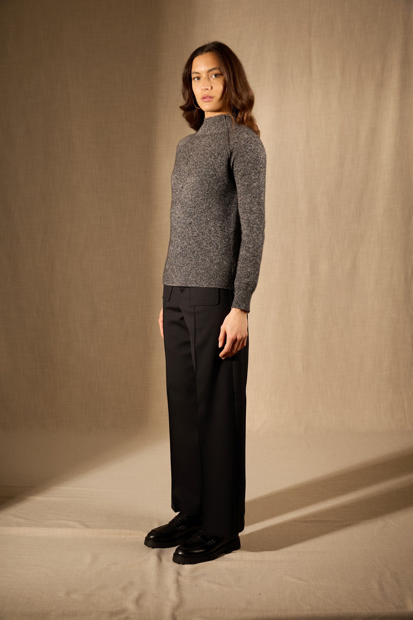 mollayra pull col montant noir/blanc 100% cachemire