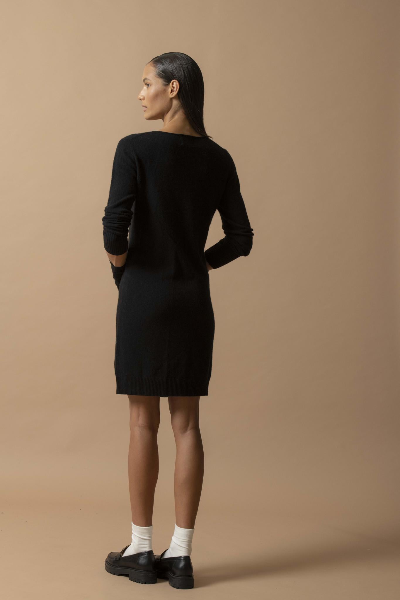 MOLLI robe col rond noir 100% cachemire