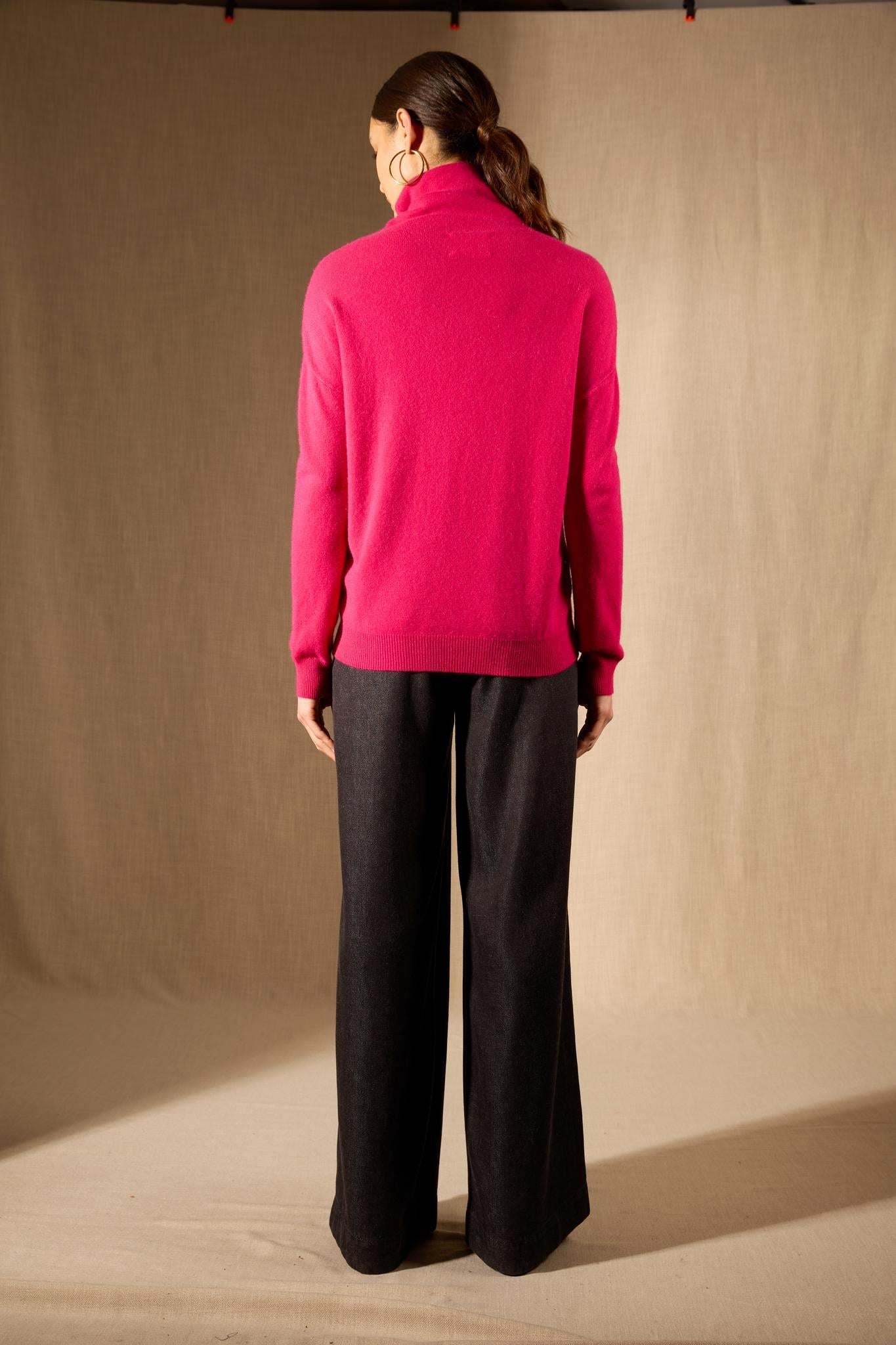 NETHAN pull col montant fuchsia 100% cachemire