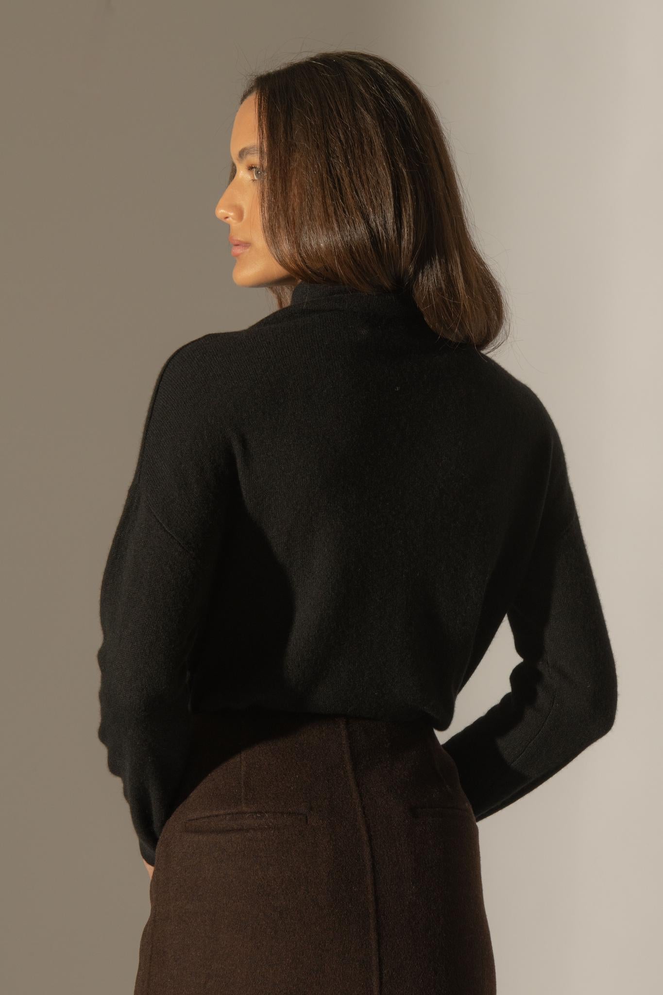 NETHAN pull col montant noir 100% cachemire