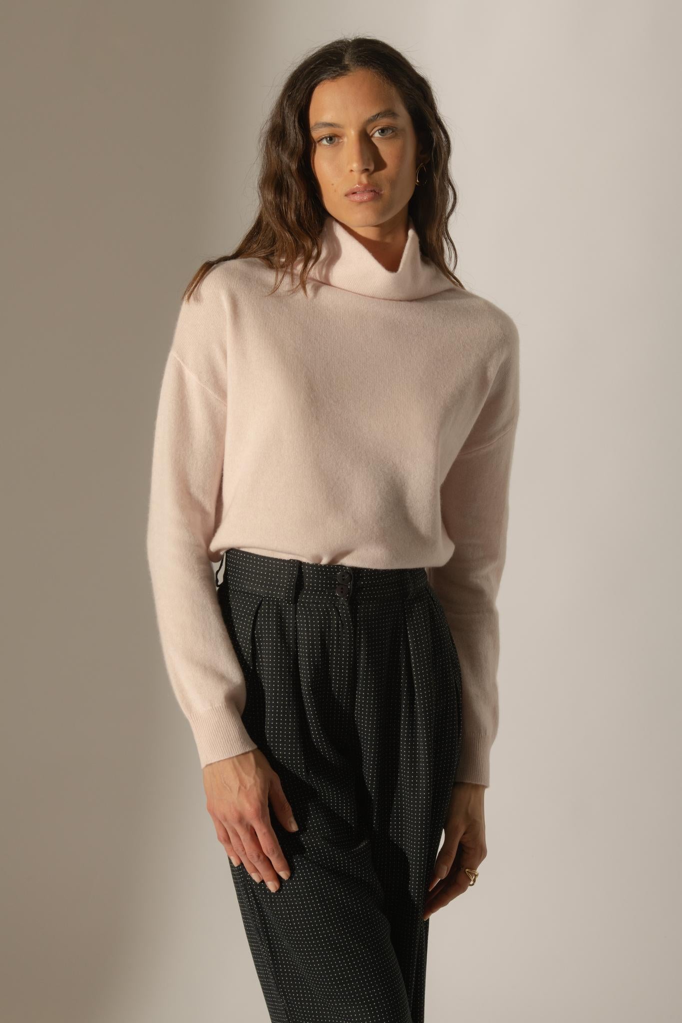 NETHAN pull col montant poudre 100% cachemire