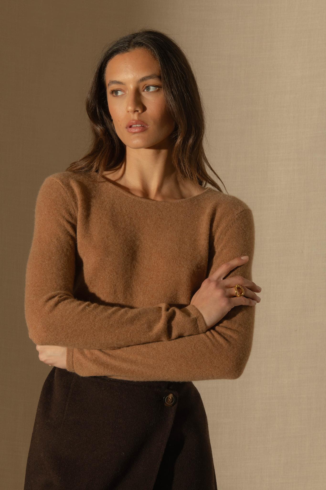 OPRAH pull col rond noisette 100% cachemire