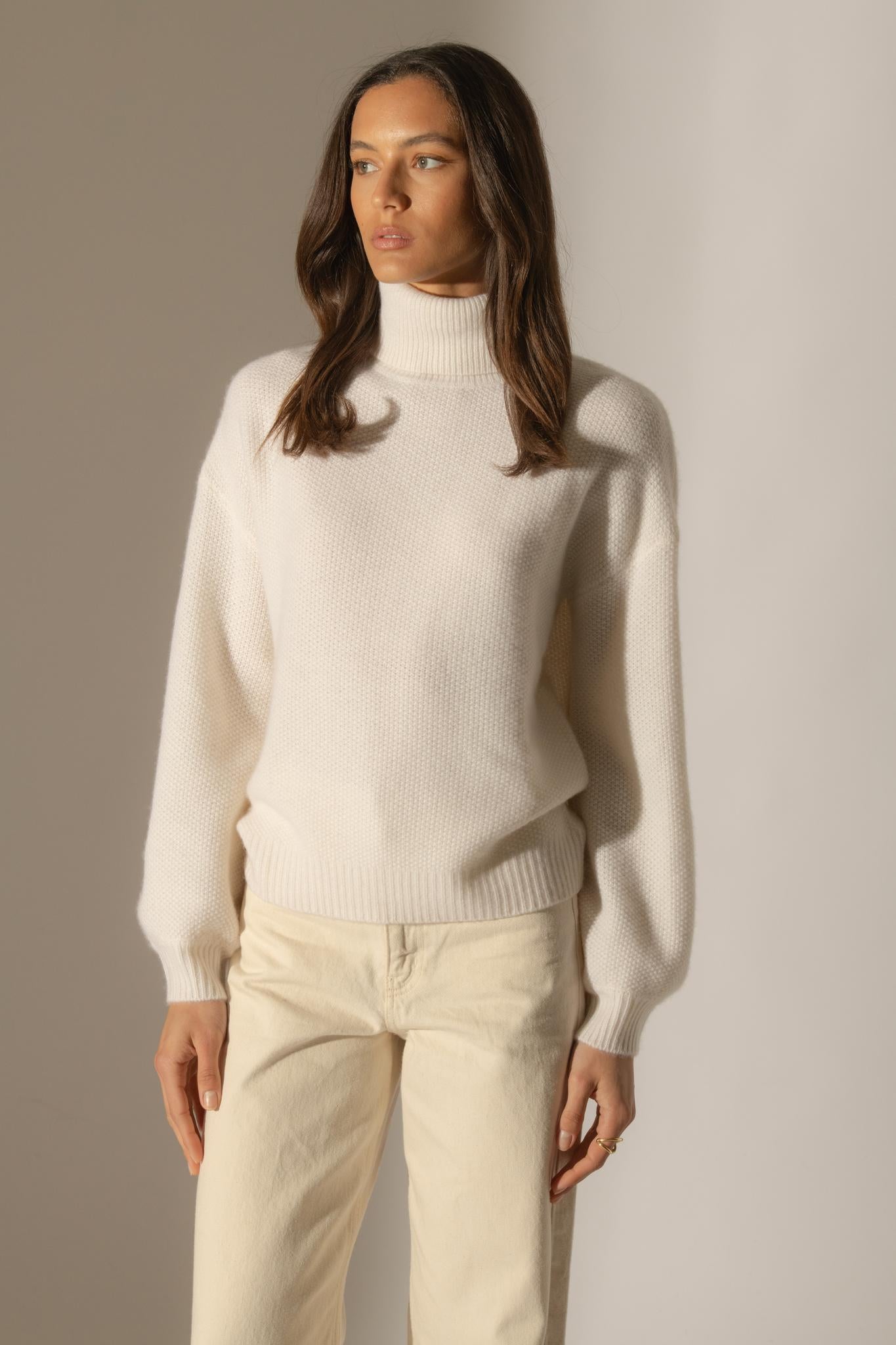 PEMBA pull col roulé 6 fils neige 100% cachemire