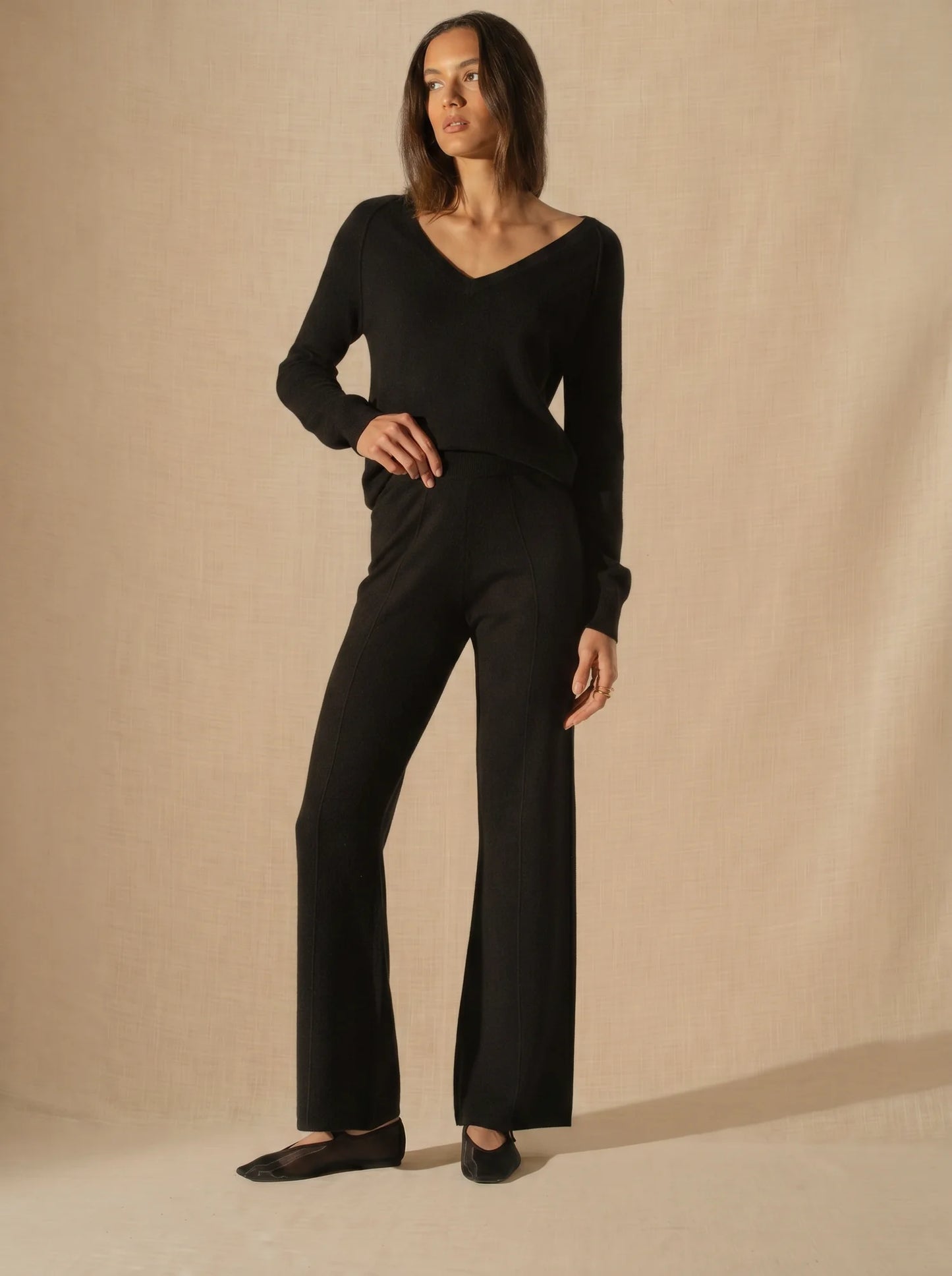 PENELOPE sweater v-neck black