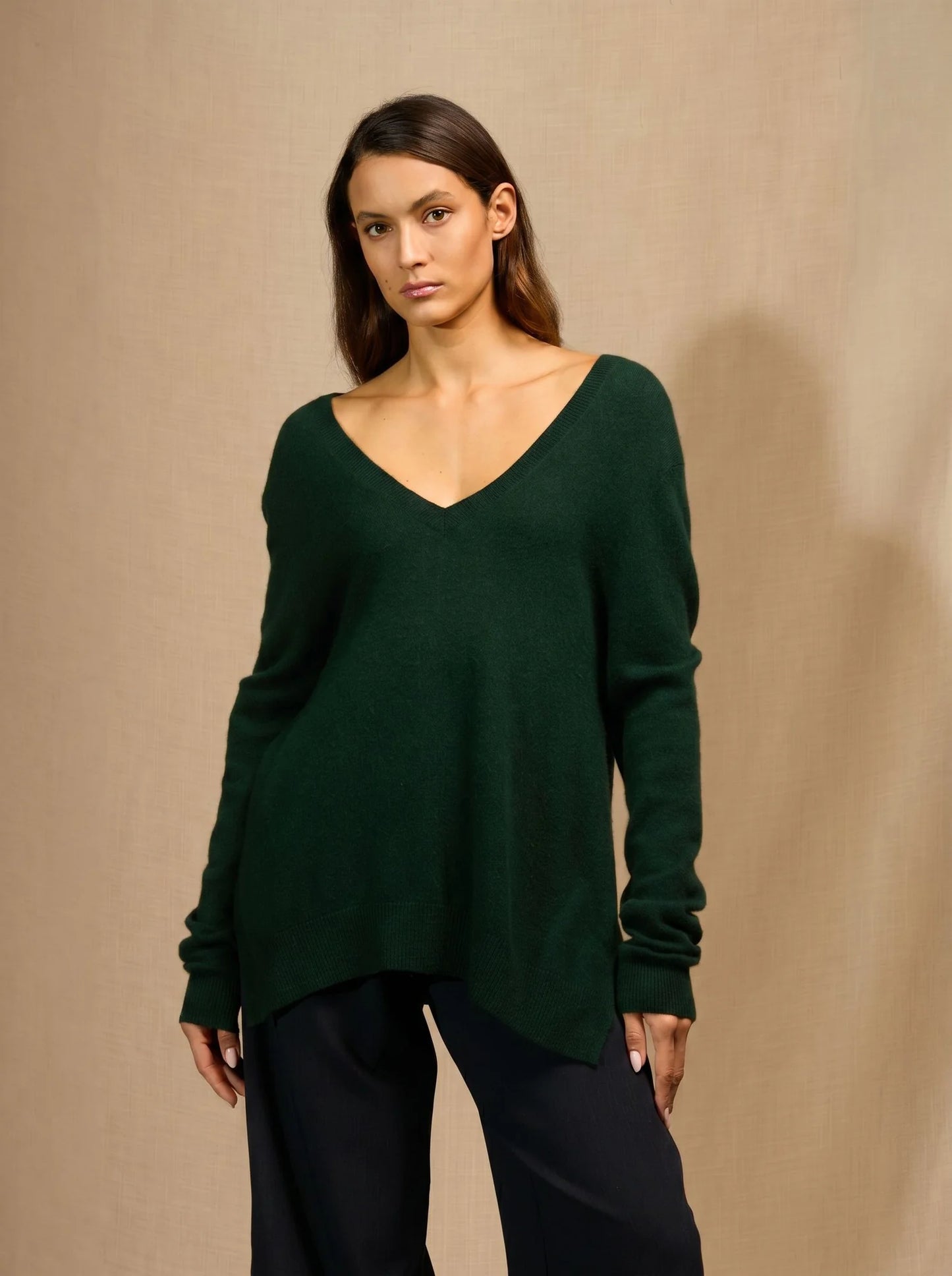 LOVA sweater v-neck devant and dos cypress