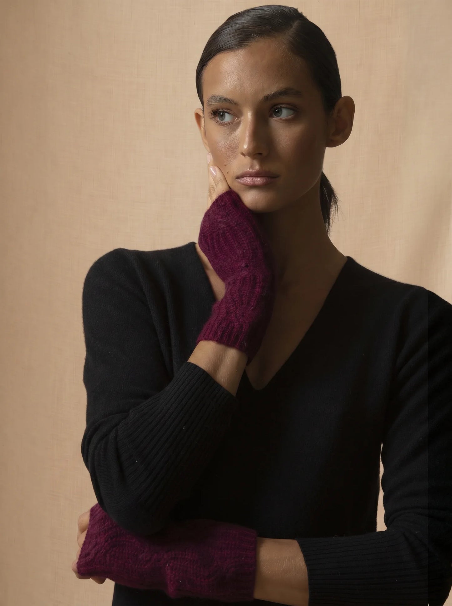 JELO fingerless gloves 6 ply burgundy