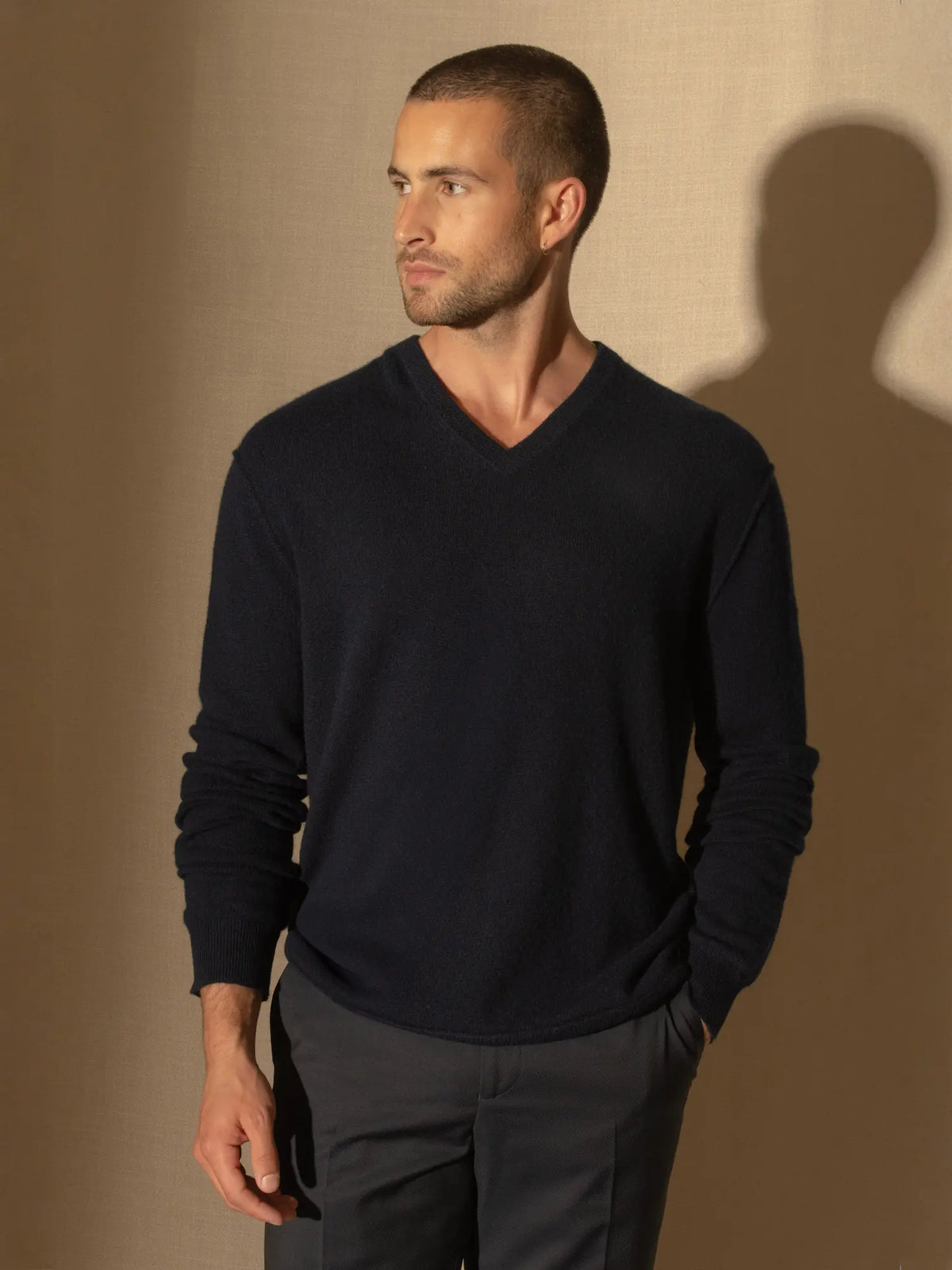 LORENZO pull col V bleu marine