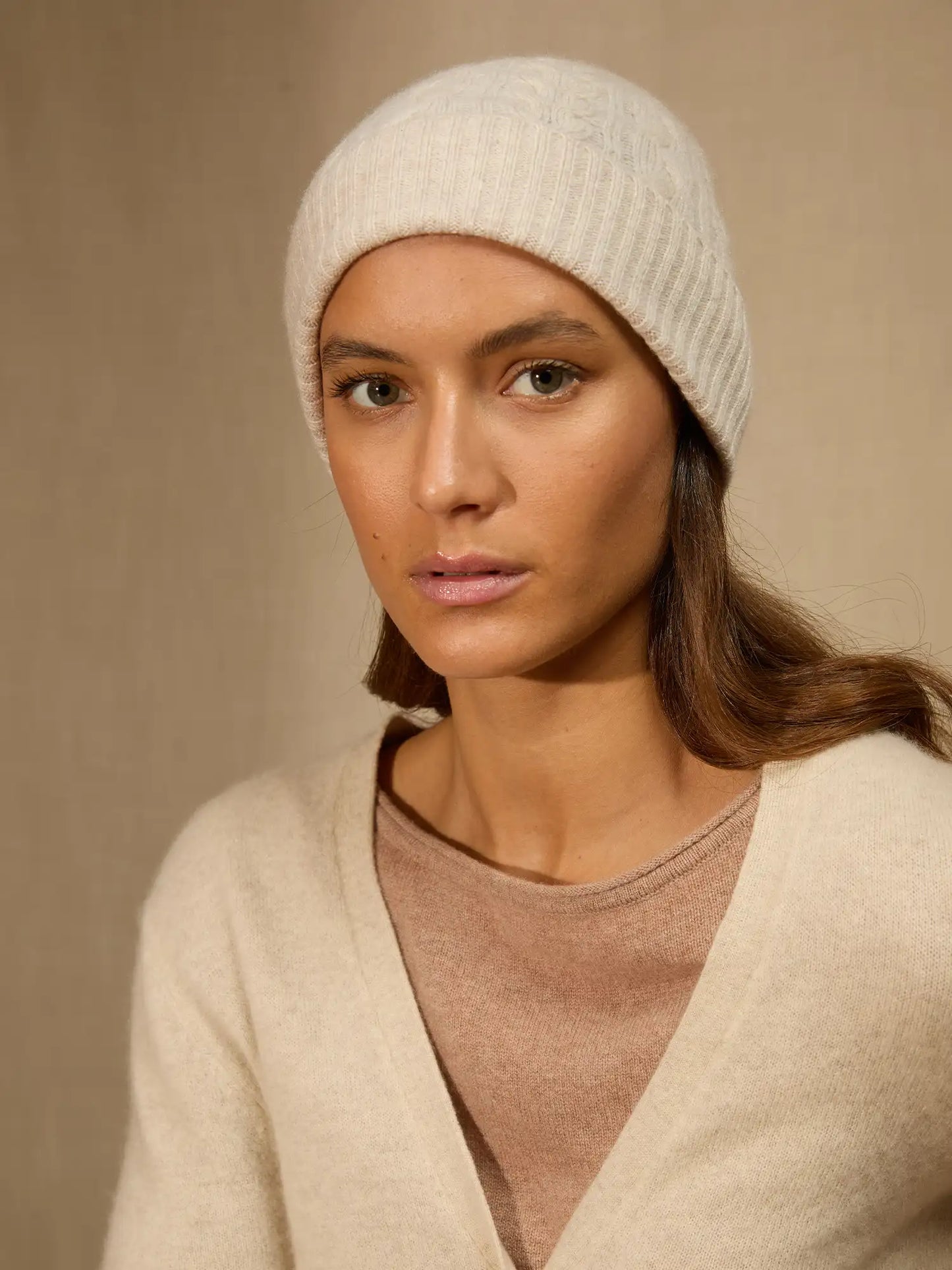 POPI mütze 4-fädig beige meliert