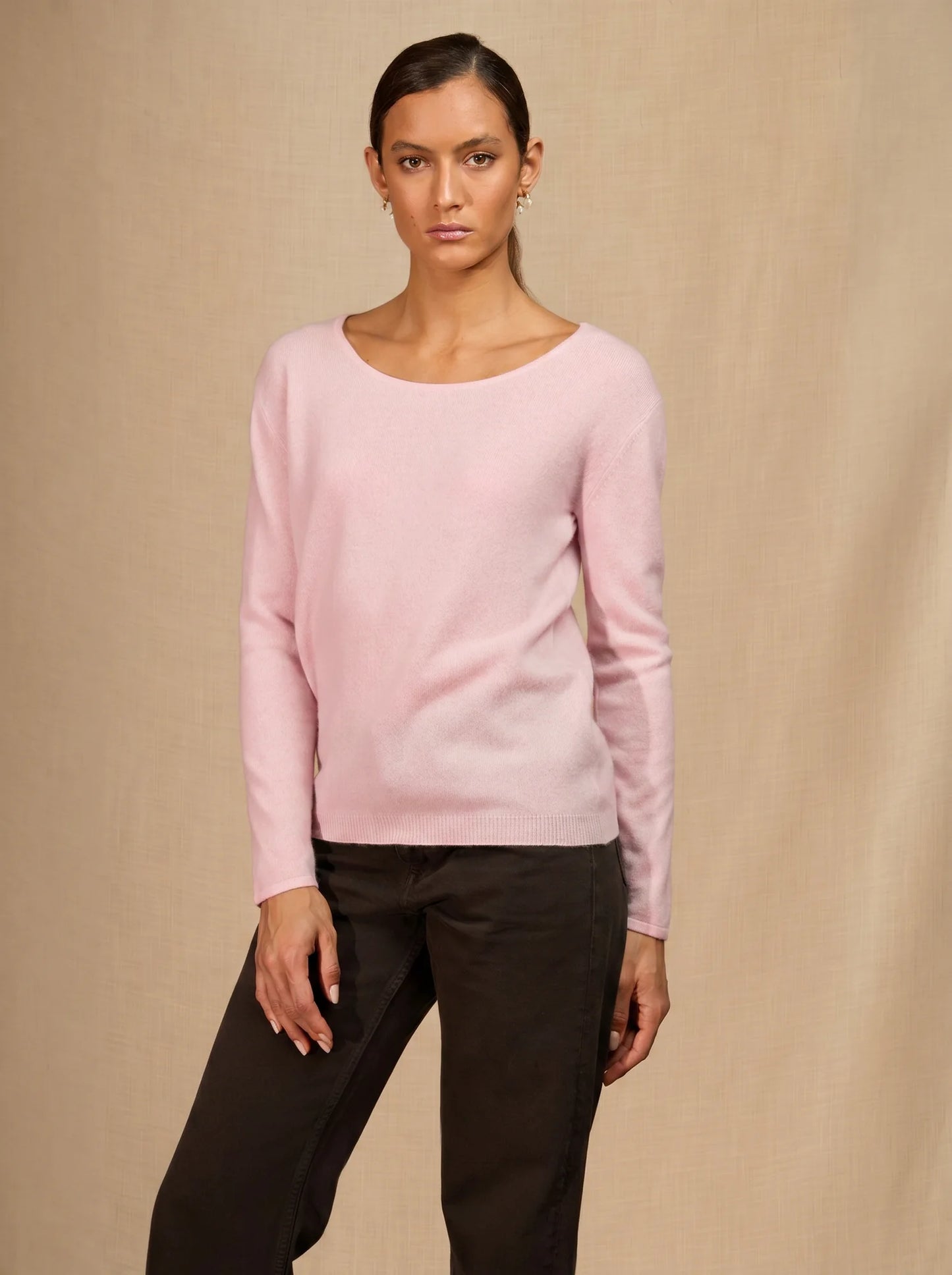 LINDSAY sweater crew neck powder pink