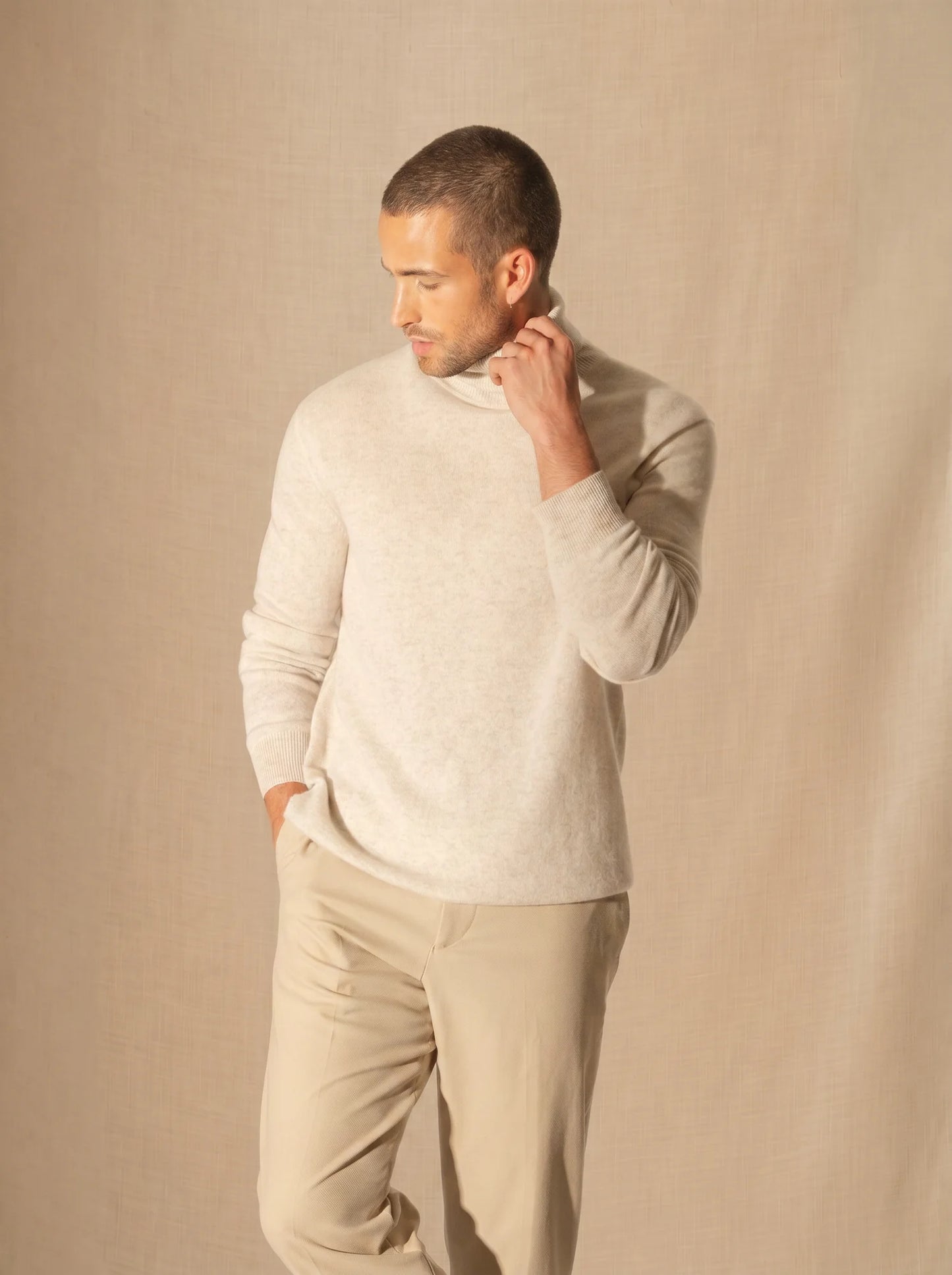 TREVOR sweater turtleneck heather pearl grey