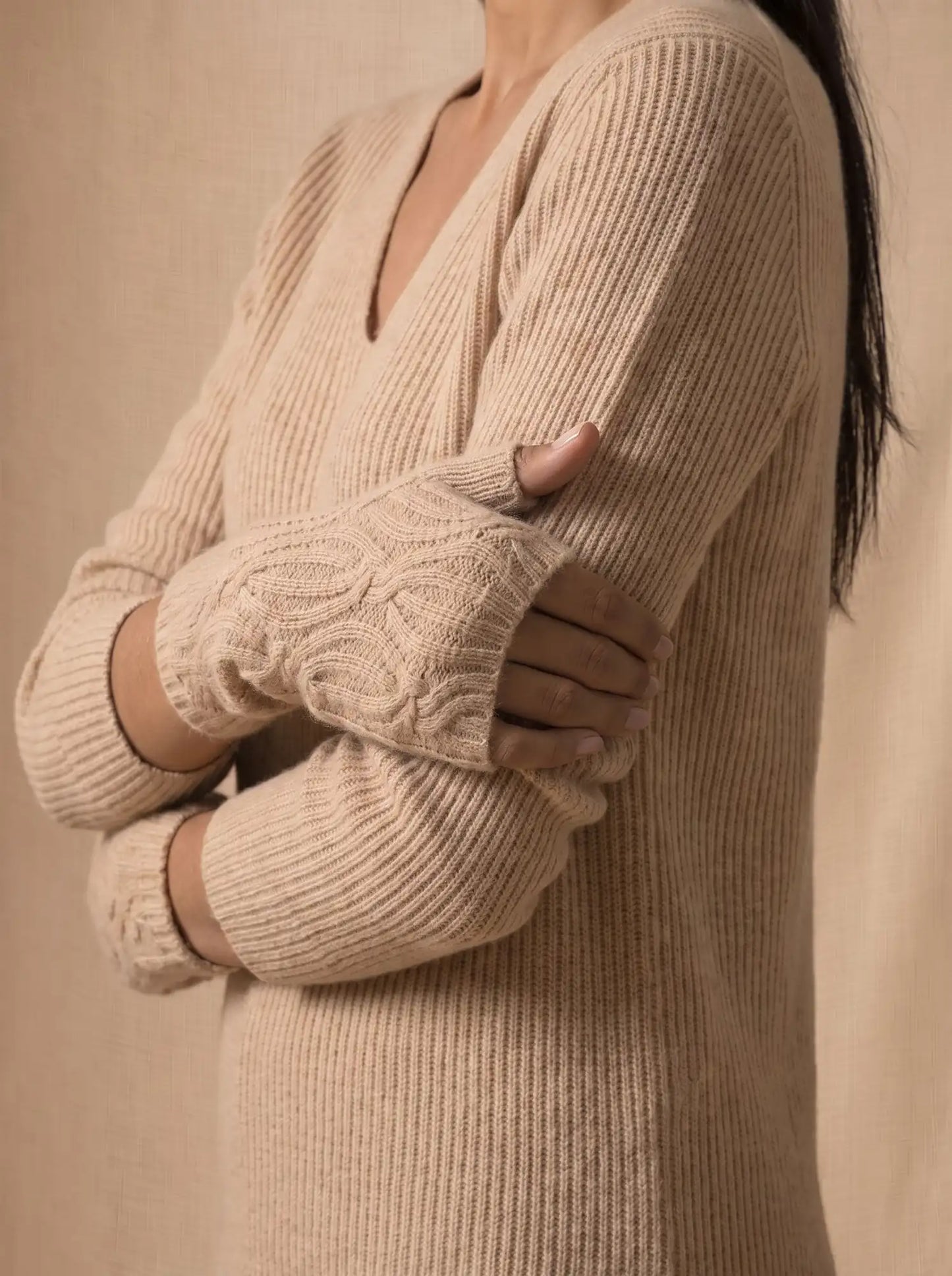 JELO fingerless gloves 6 ply sand