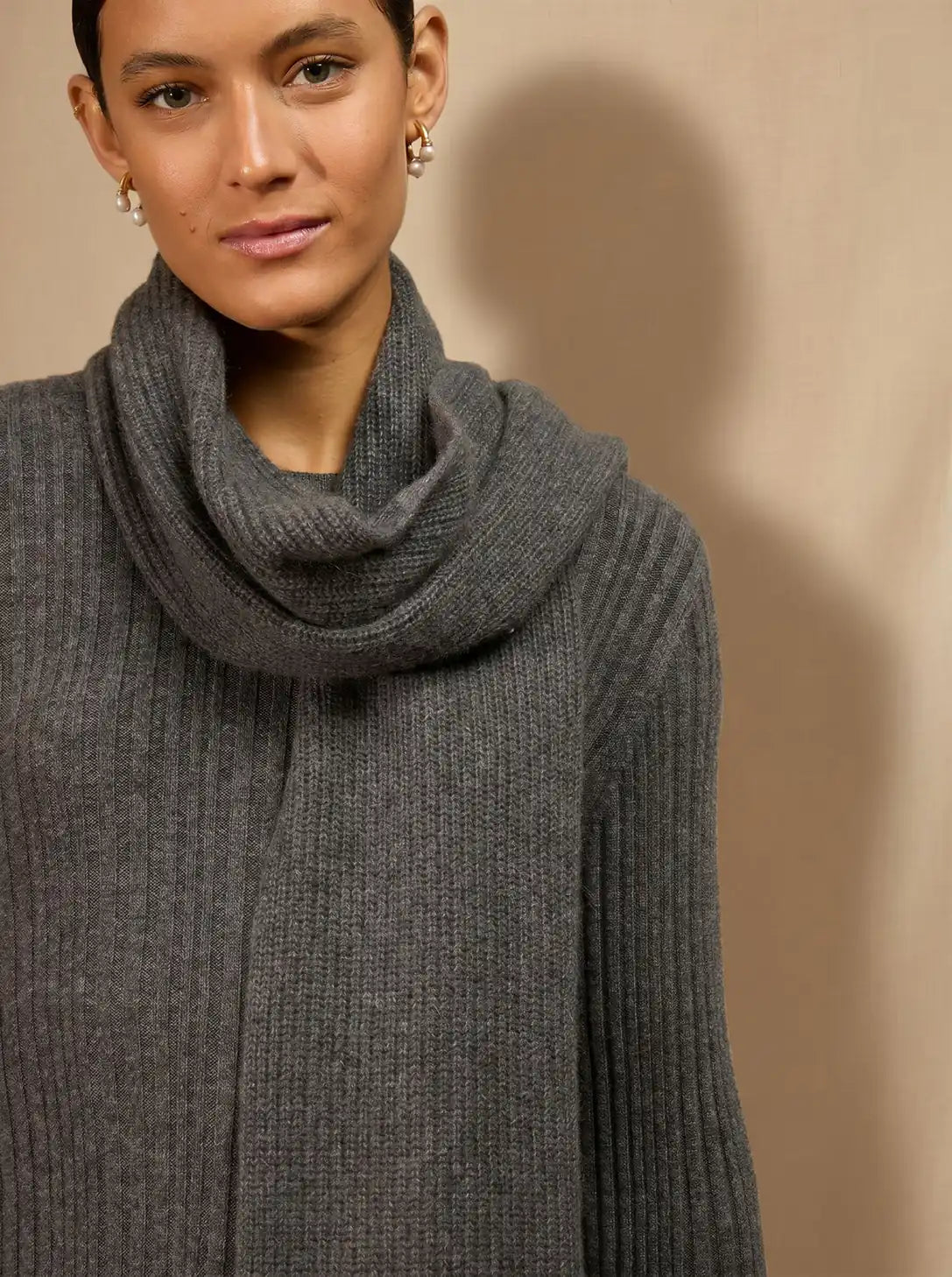 LOUANE scarf 4 ply heather charcoal