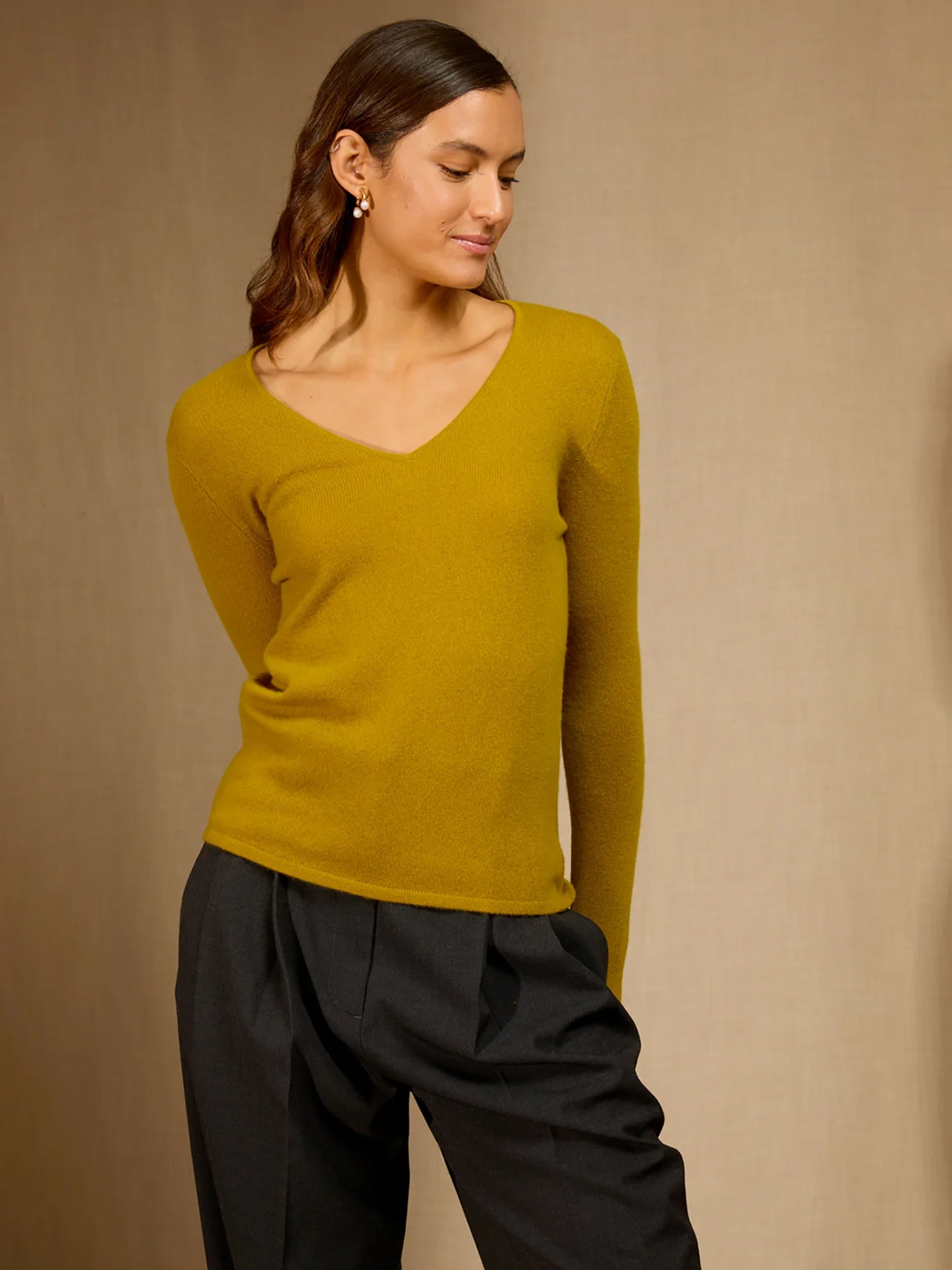 SHANNON sweater v-neck gold