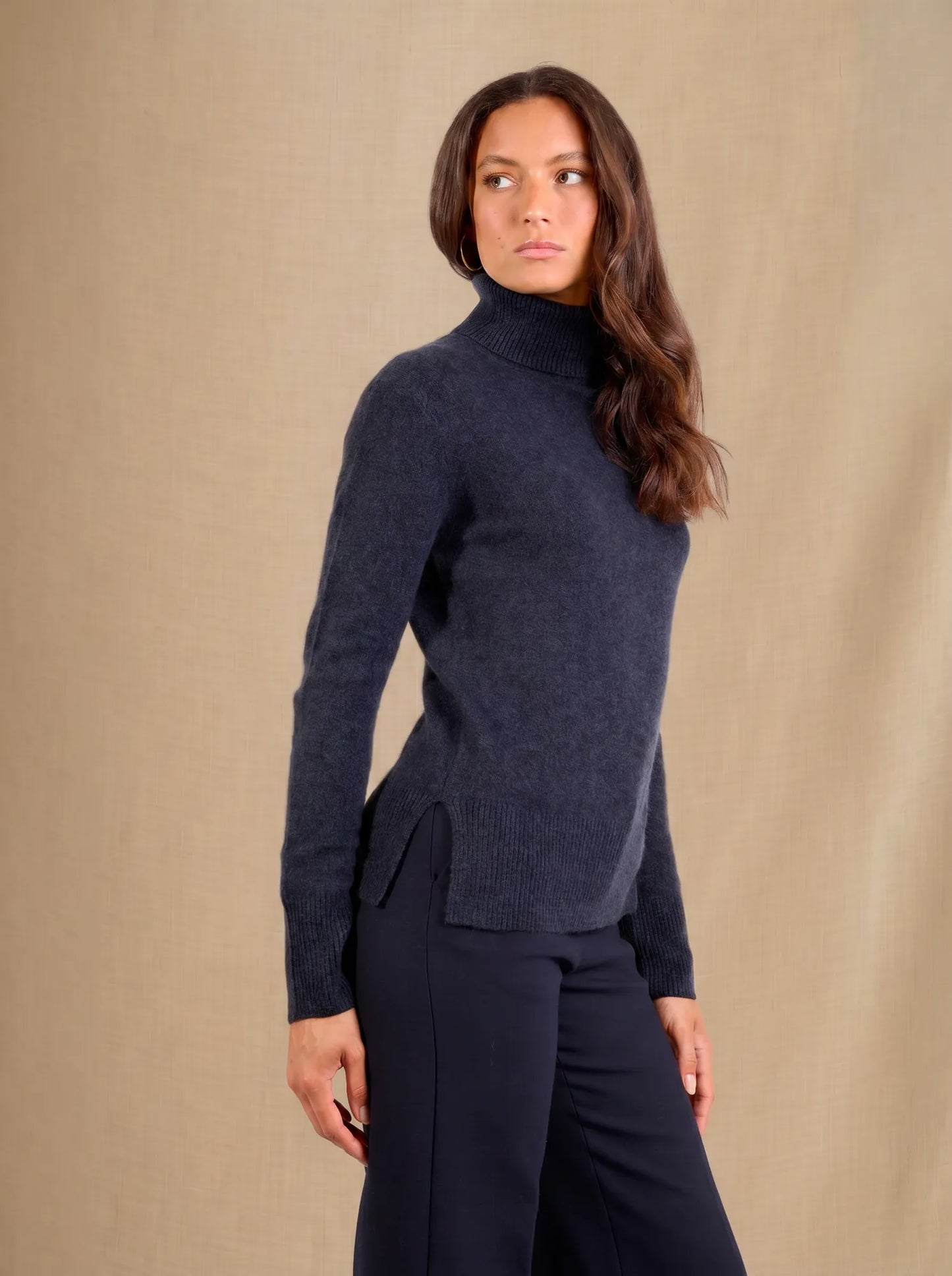 CAM sweater turtleneck caviar