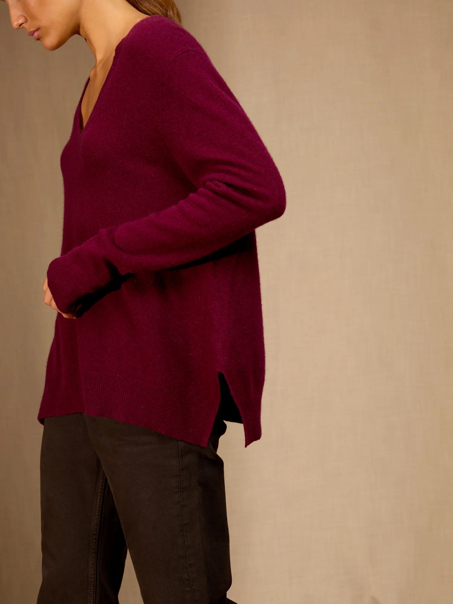 LOVA sweater v-neck devant and dos burgundy