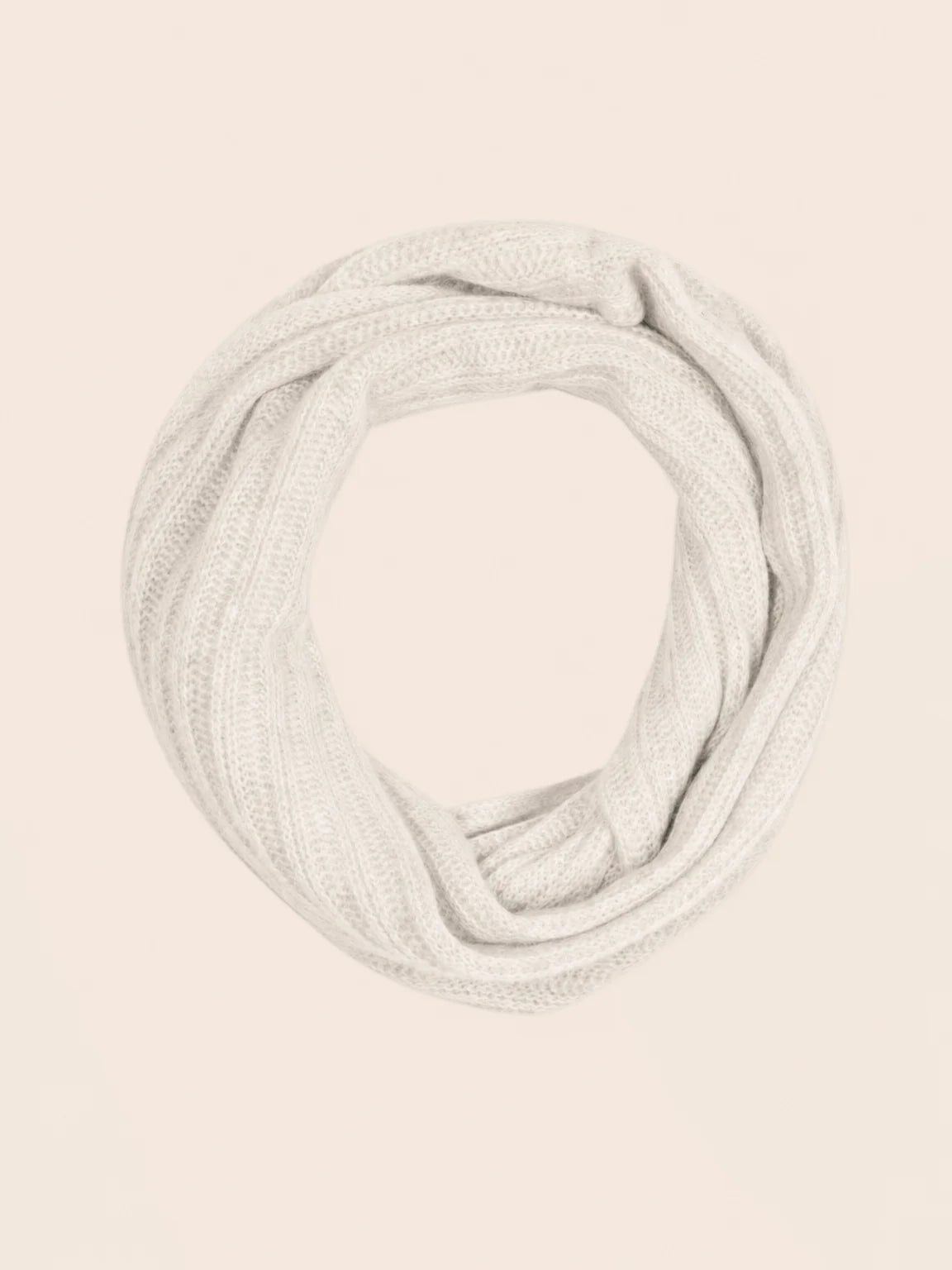 CLODY neck warmer 4 ply ivory