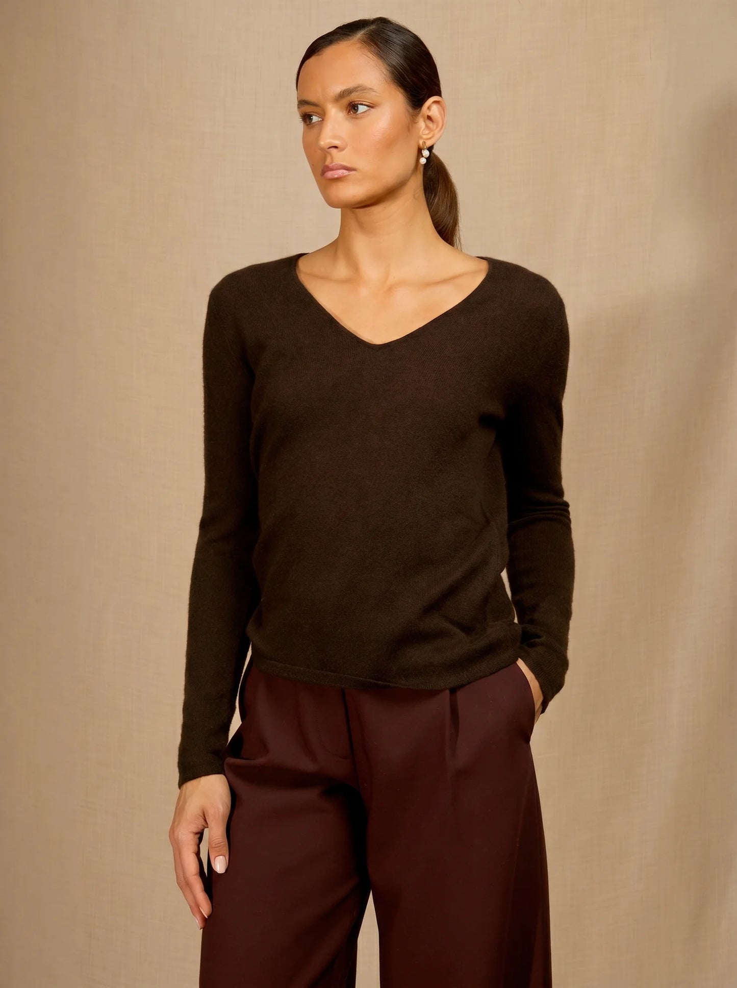 SHANNON sweater v-neck chocolate
