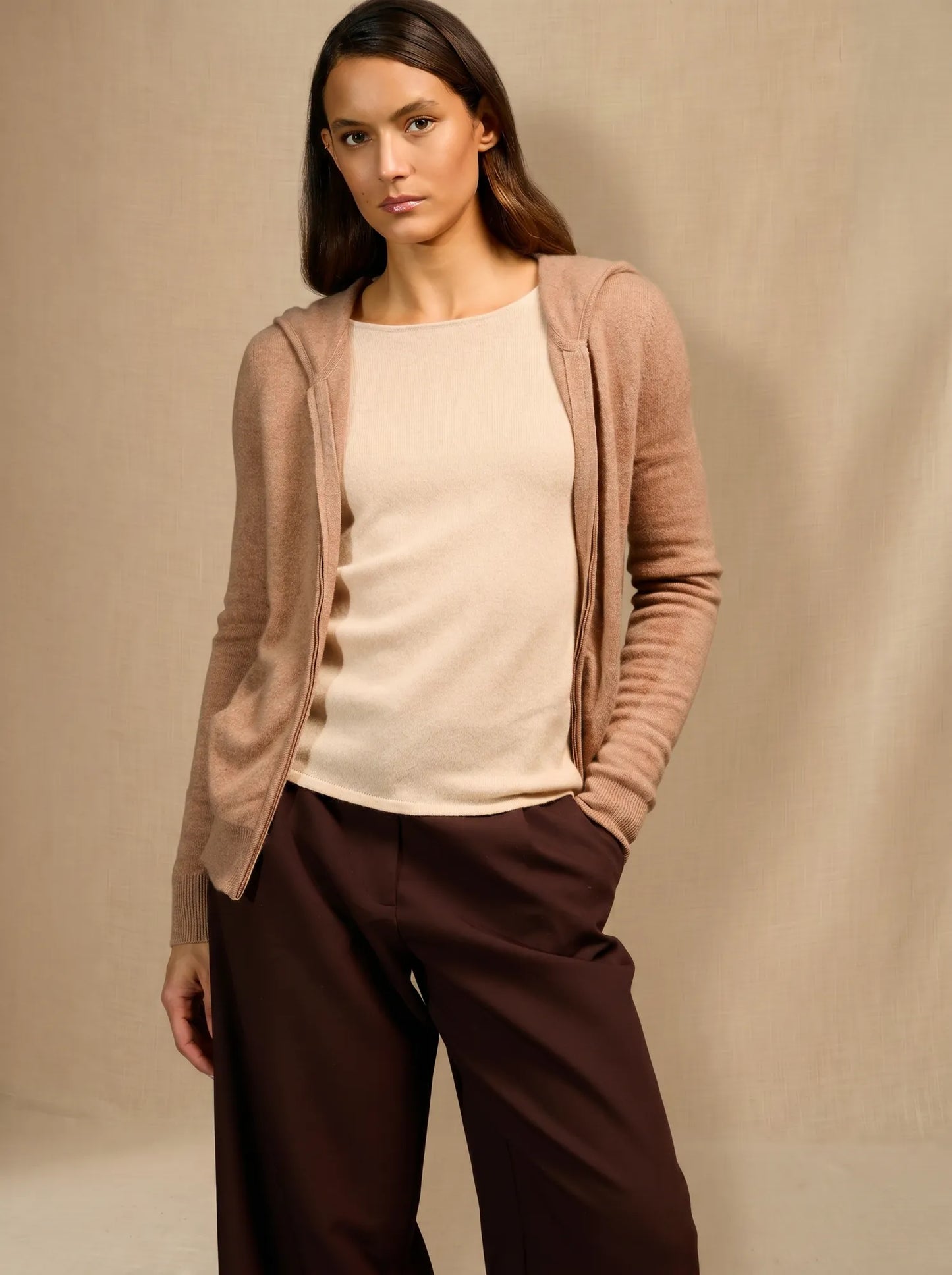 EMMA vest zipped hooded heather camel