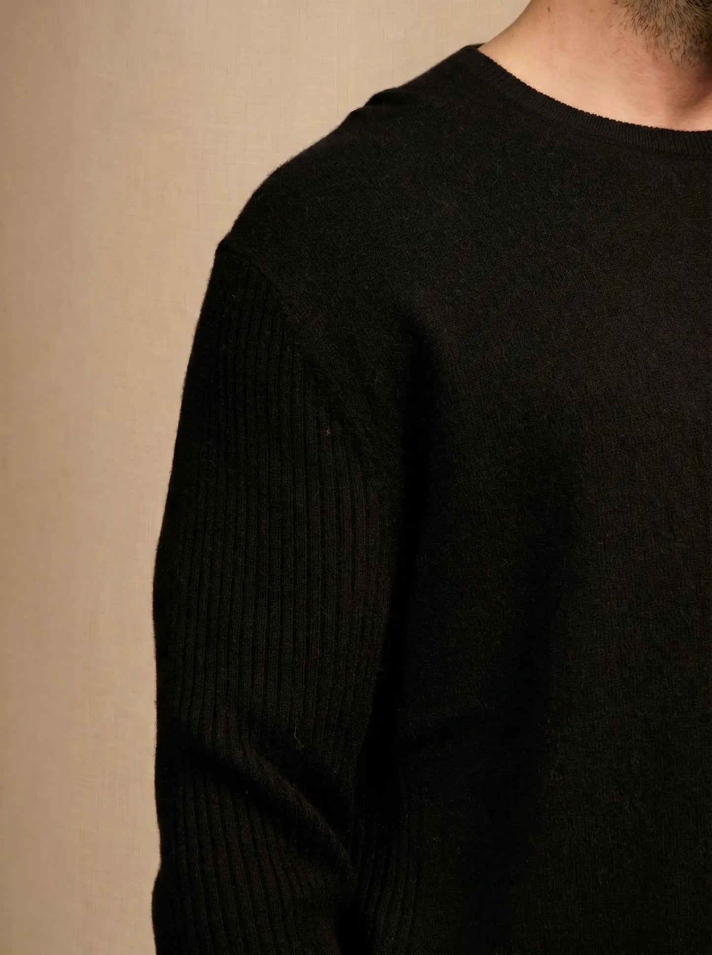 CRIS sweater crew neck black