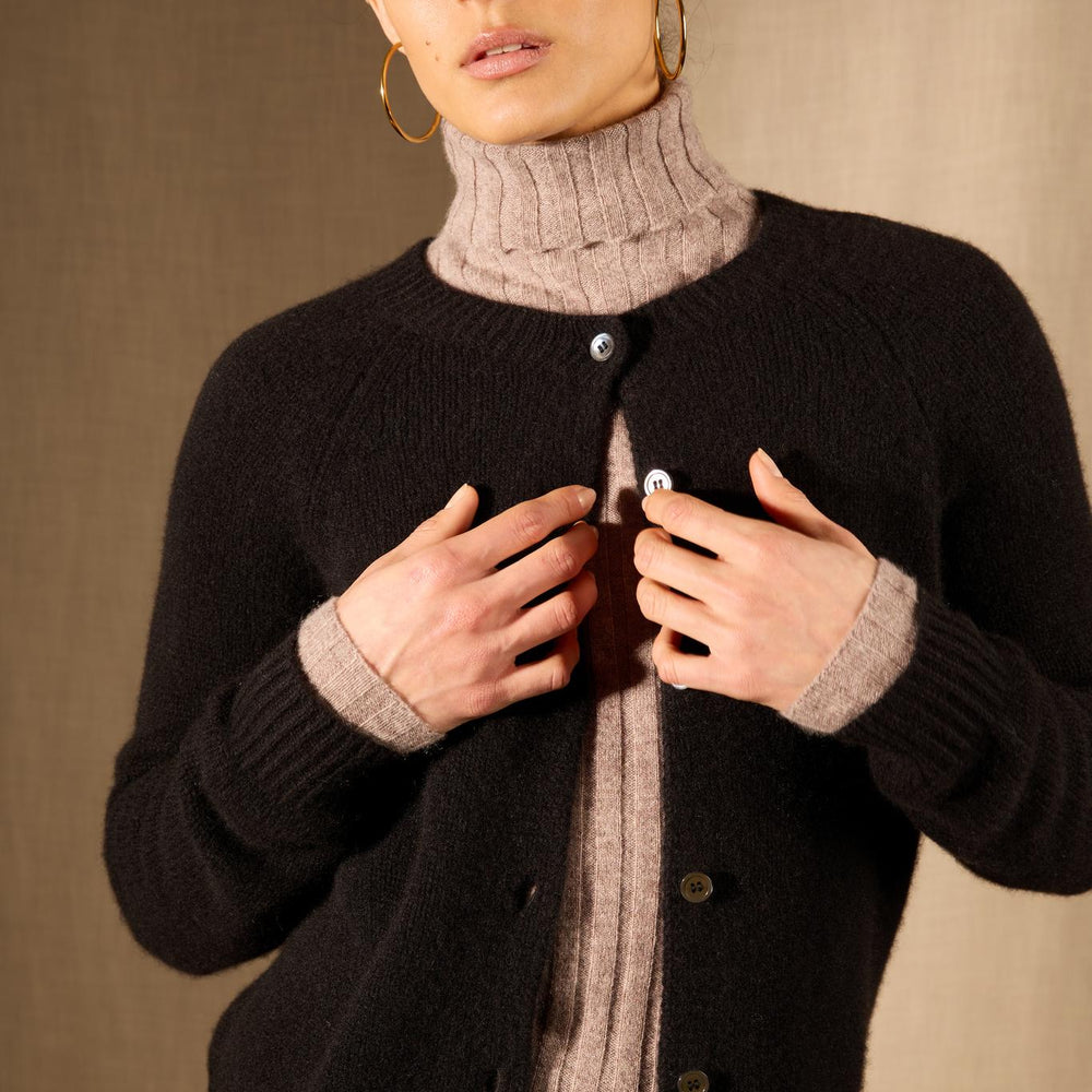 RABTEN cardigan col rond 8 fils noir 100% cachemire