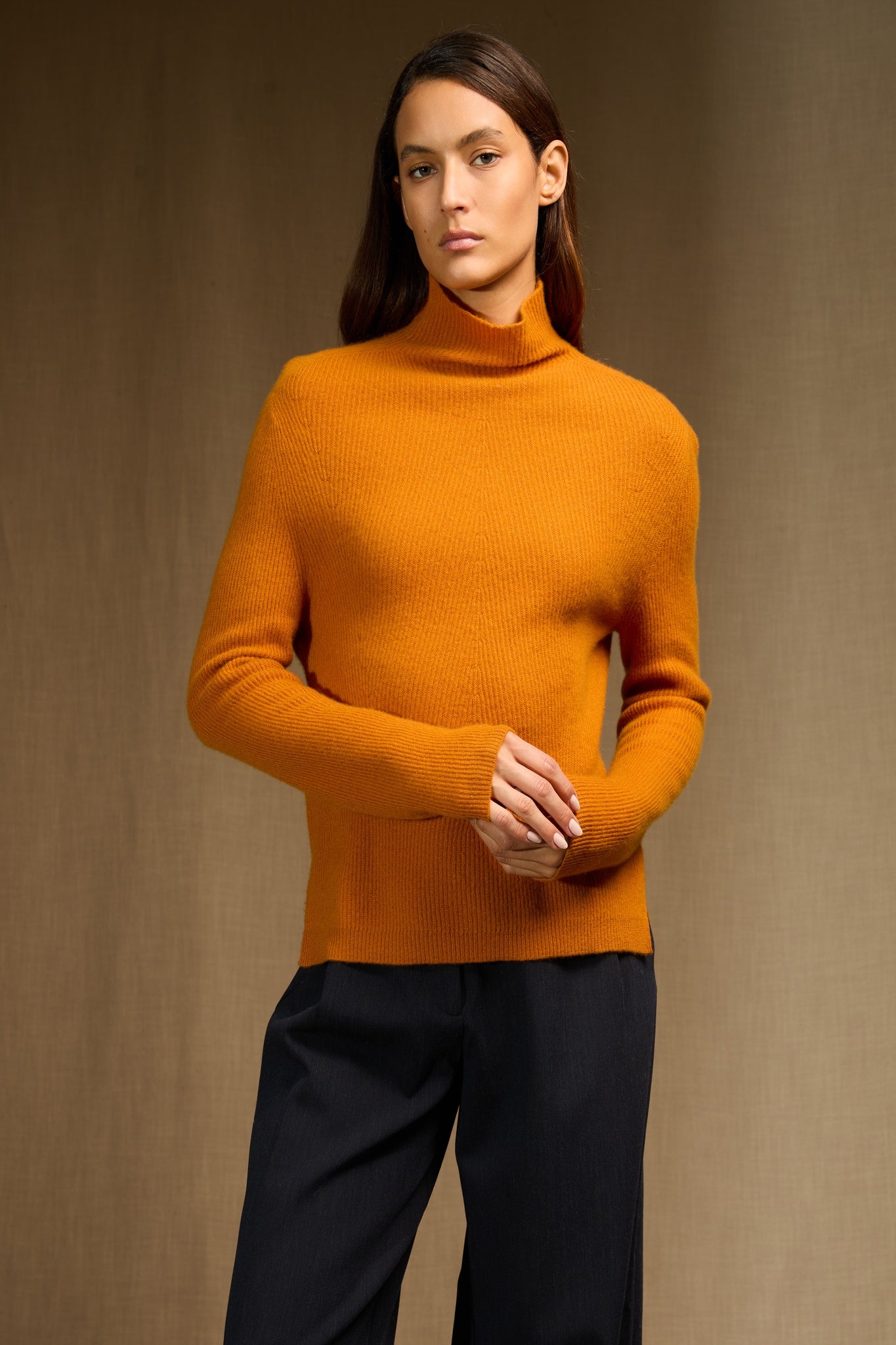 RUBY pull col montant ocre 100% cachemire
