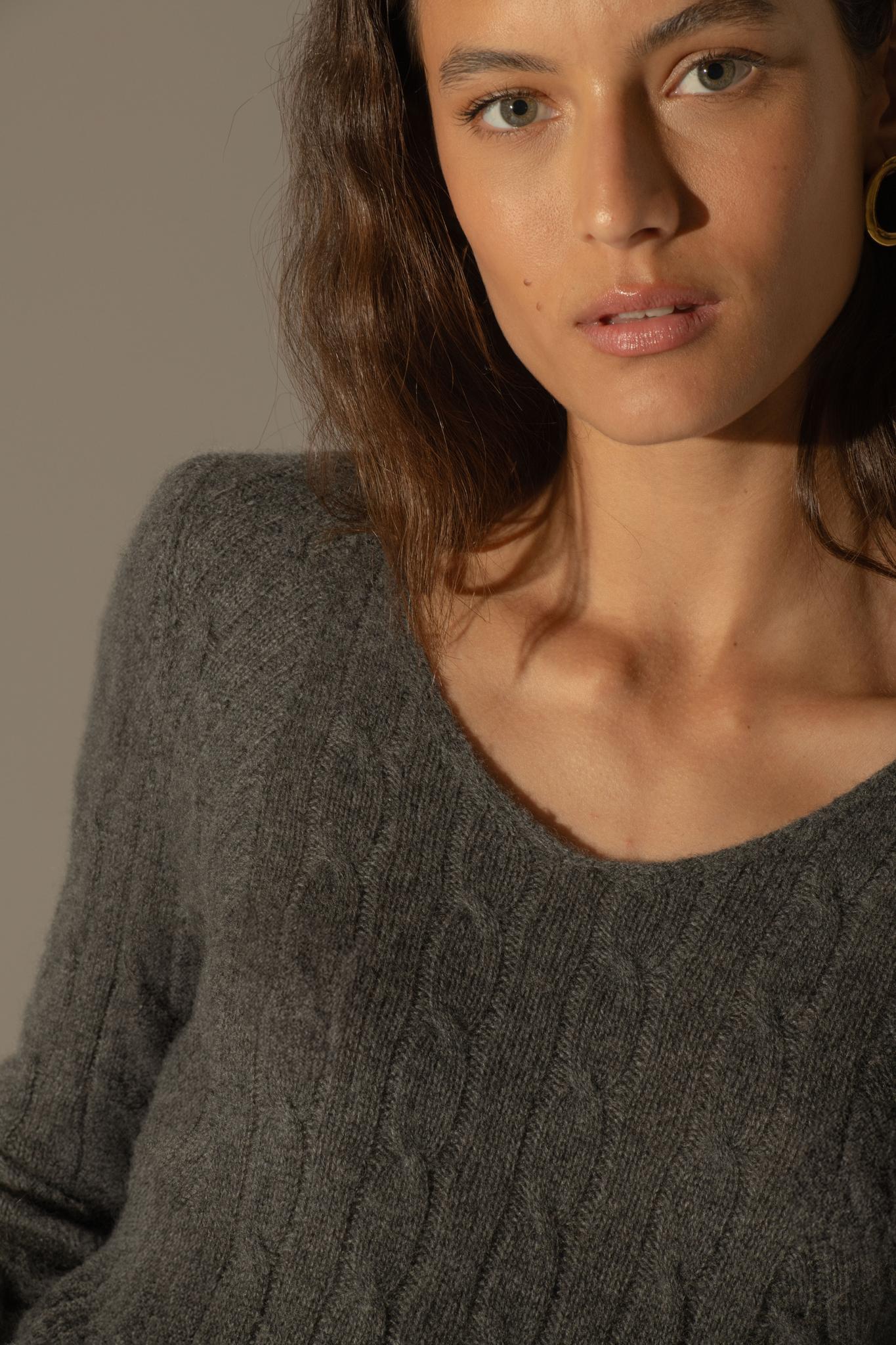 SALOME pull col v 4 fils anthracite chiné 100% cachemire