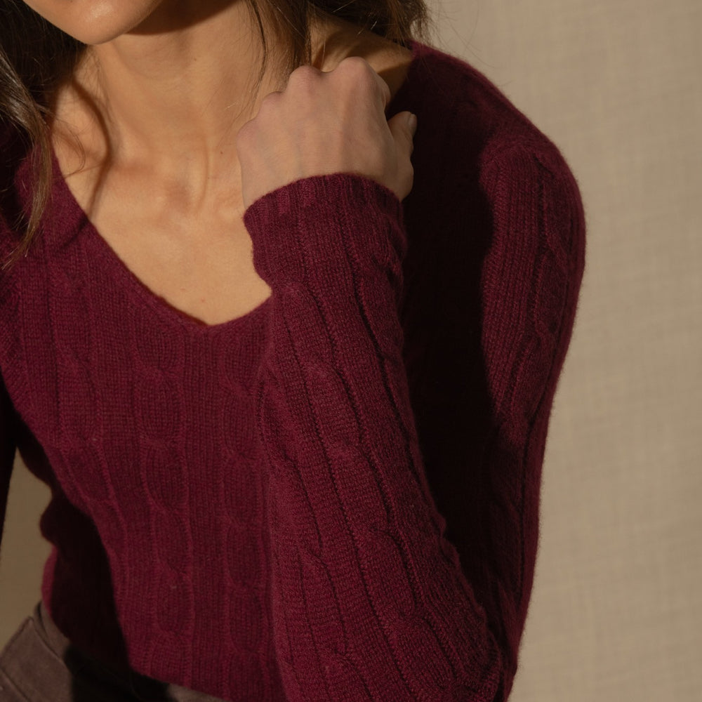 salome pull col v 4 fils bordeaux 100% cachemire