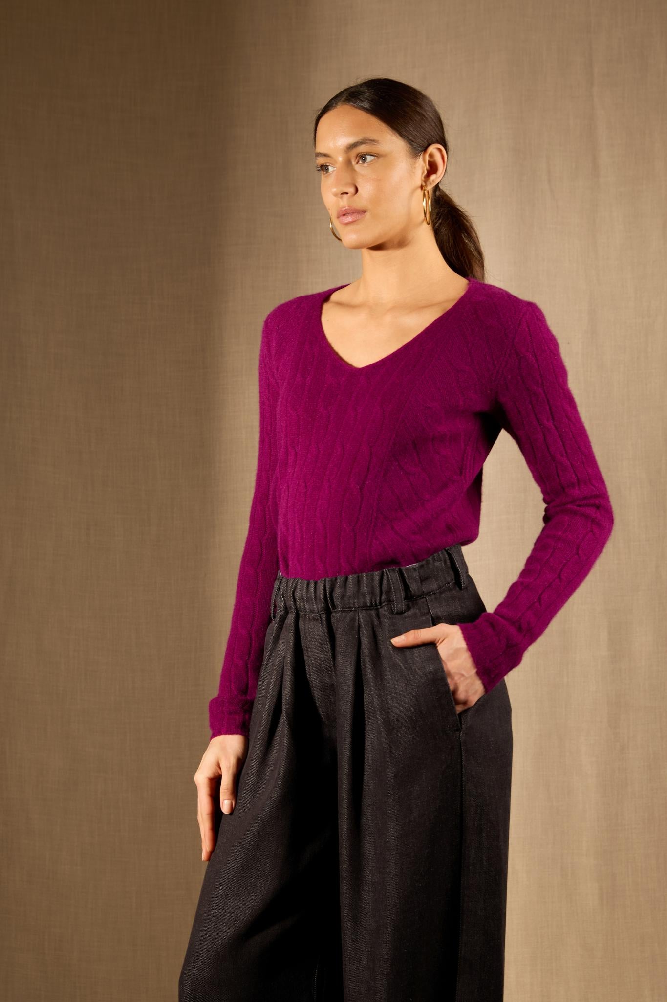 SALOME pull col v 4 fils prune 100% cachemire